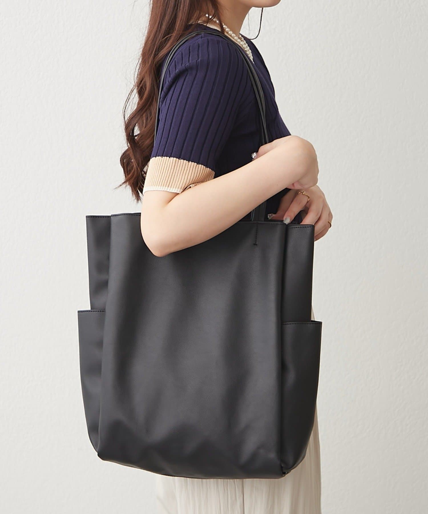 6ポケット】【A4が入る】収納上手になれるトートバッグ | Remind me