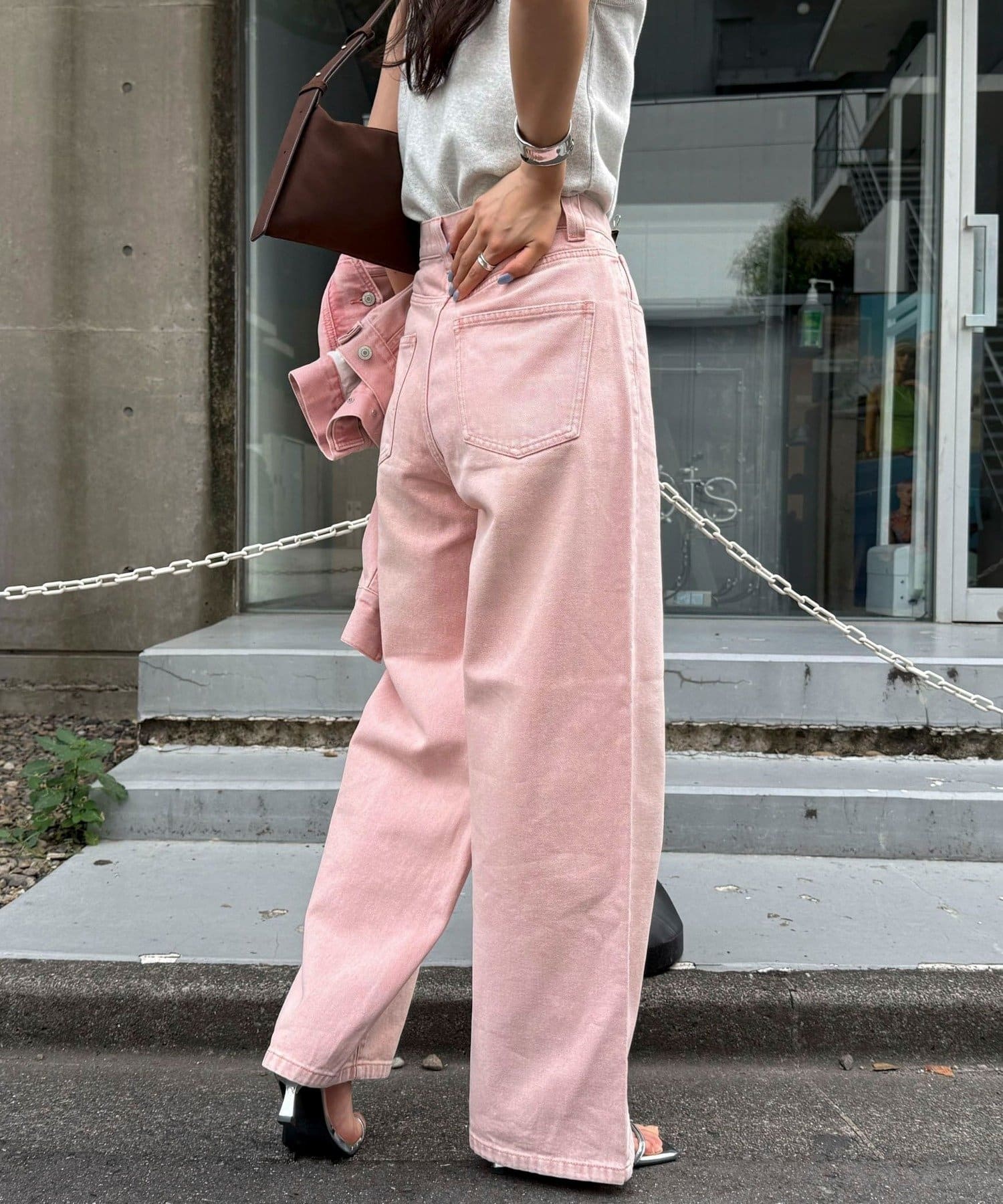 FREDY & GLOSTER(フレディ アンド グロスター) カラーストレートデニムパンツ