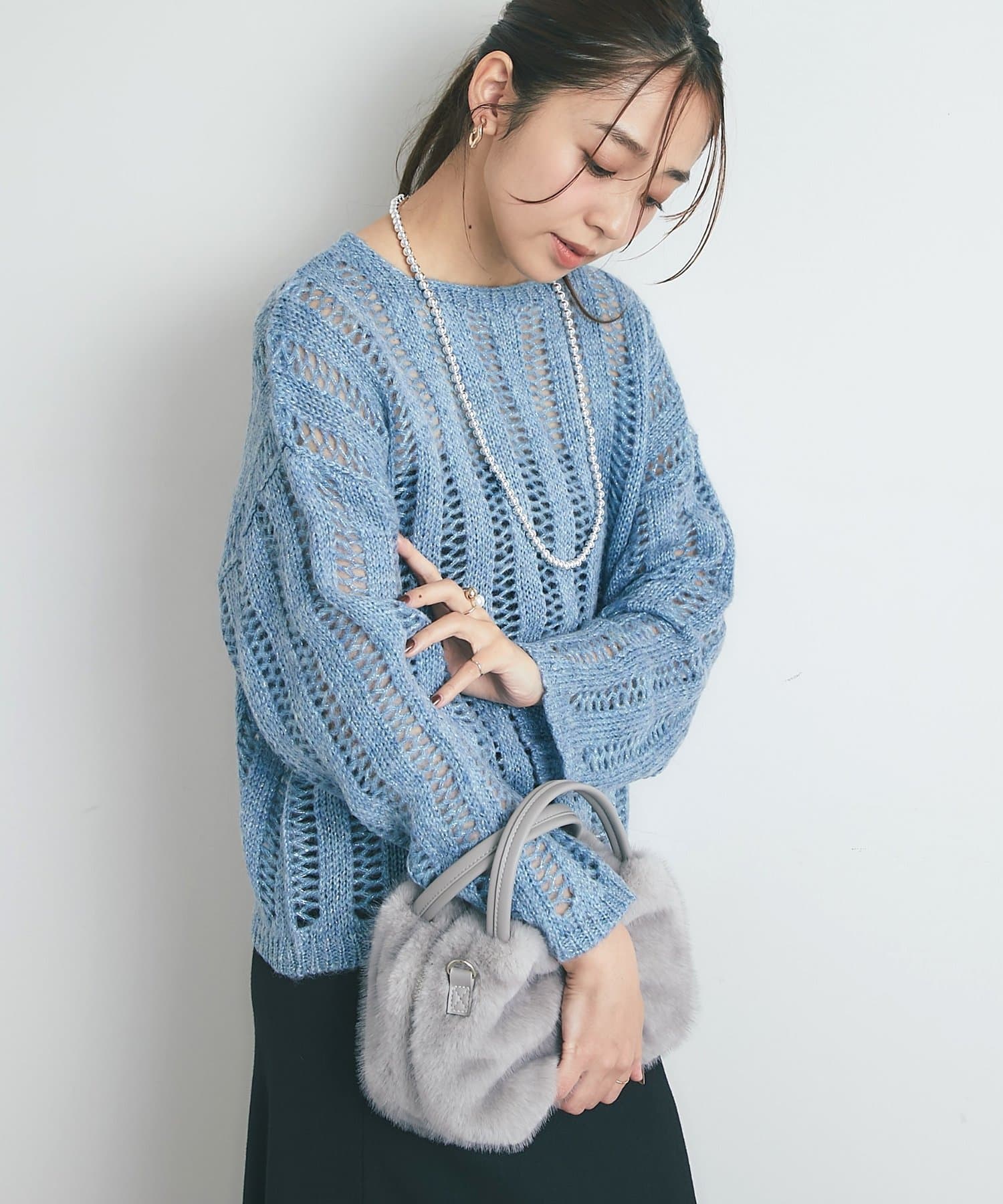 un dix cors(アンディコール) 《上品なリラックス感》ラメリリヤーン針抜きニット