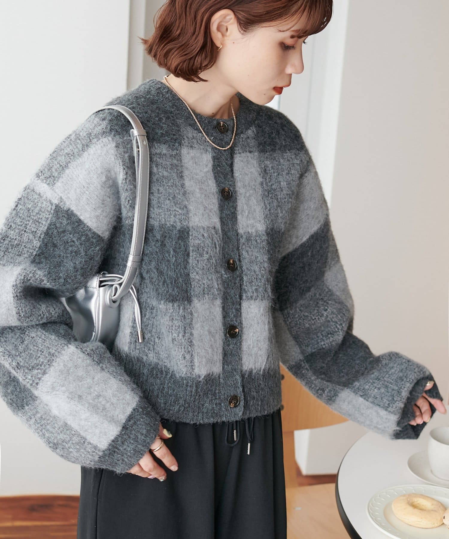 DISCOAT(ディスコート) 【WEB限定】前後2WAYチェックプルオーバー