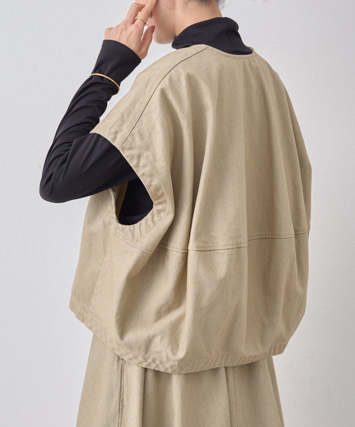 BEARDSLEY ビアズリー うしろ ぷっくり ブルゾン ジャケット BEARDSLEY（ビアズリー）の「後ろプックリブルゾン（ブルゾン
