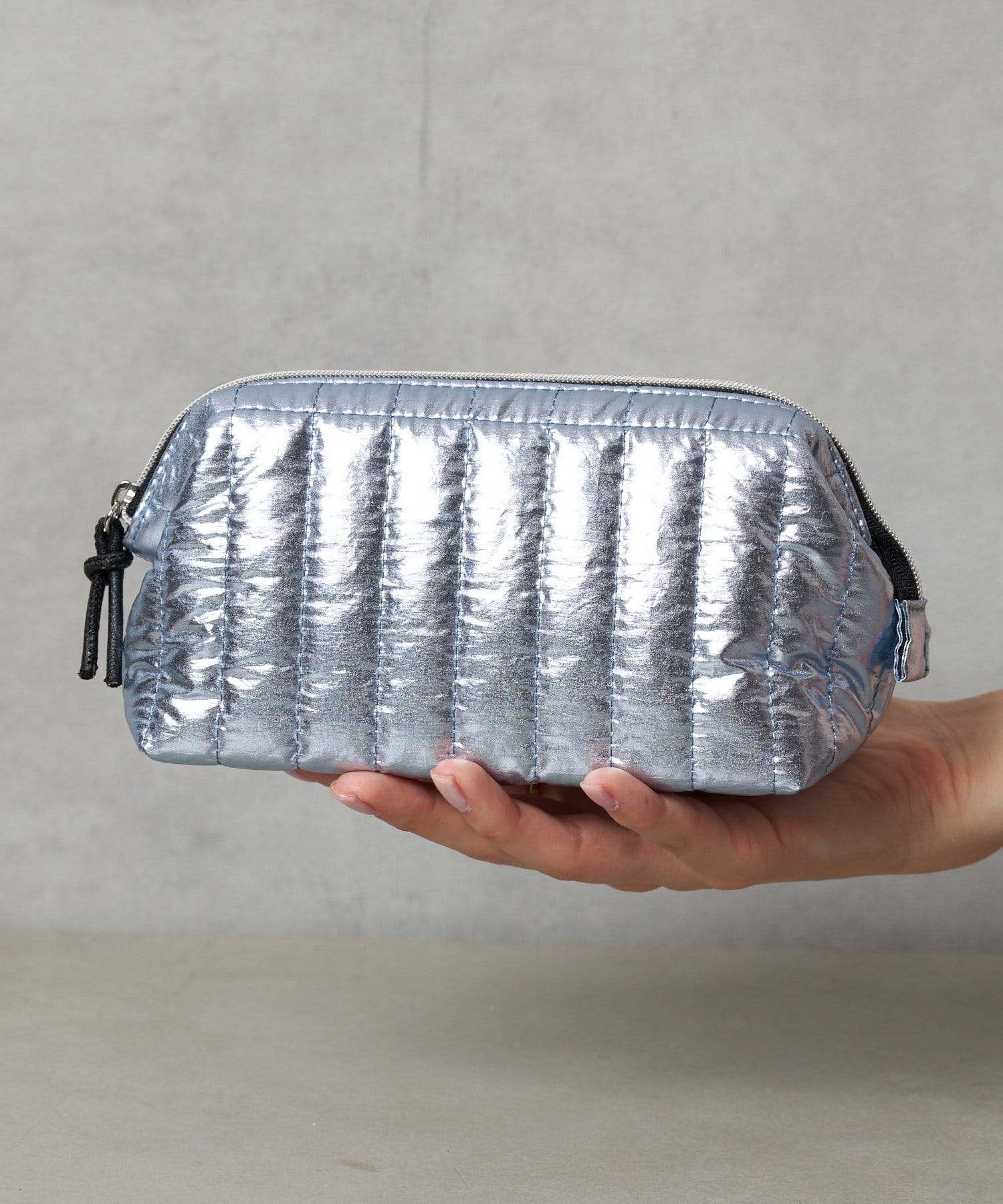 BIRTHDAY BAR(バースデイバー) Metallic　キルティングオープンポーチ