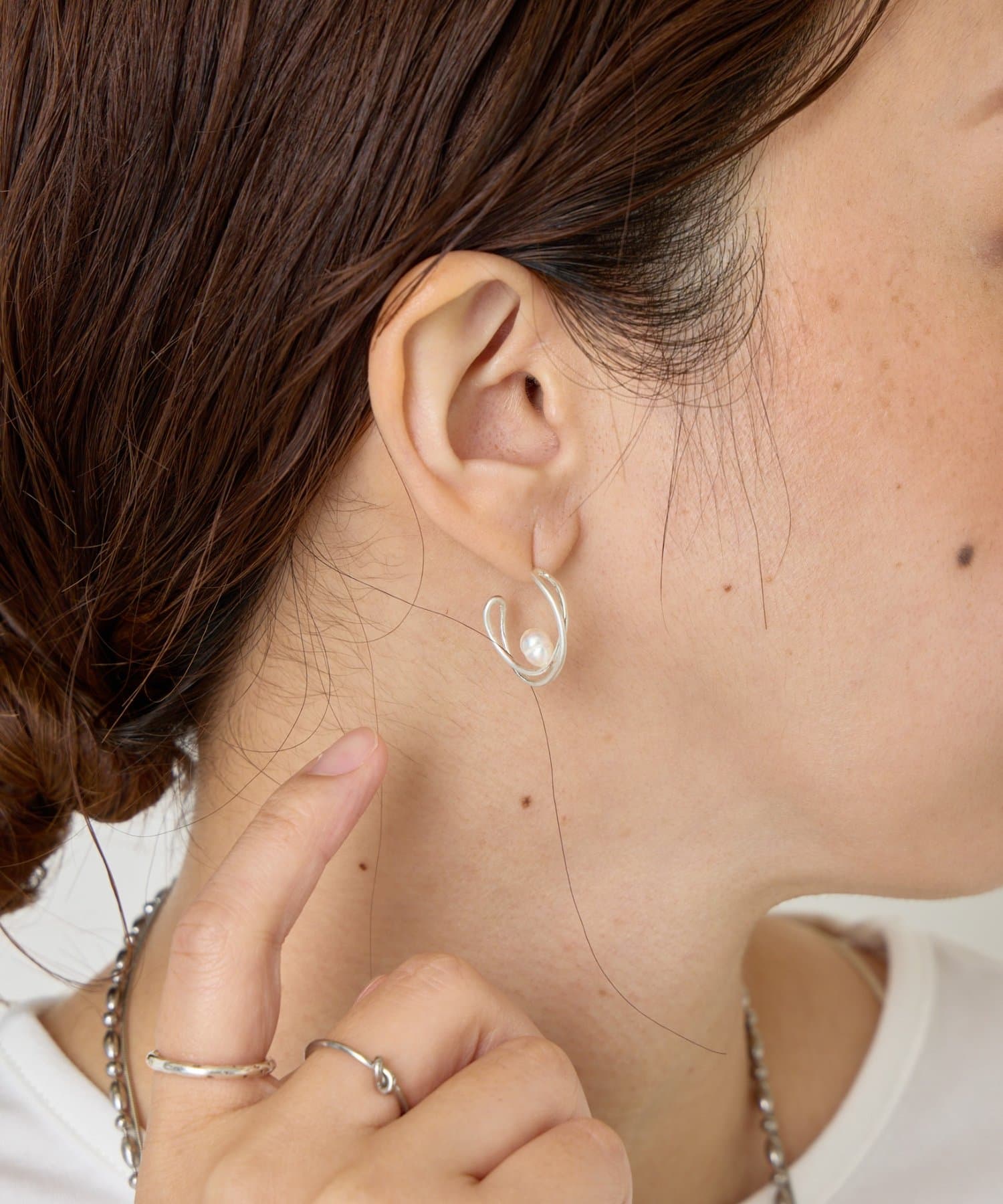 Jena　espace merveilleux(ジェナ　エスパスメルヴェイユ) ムーンパールピアス
