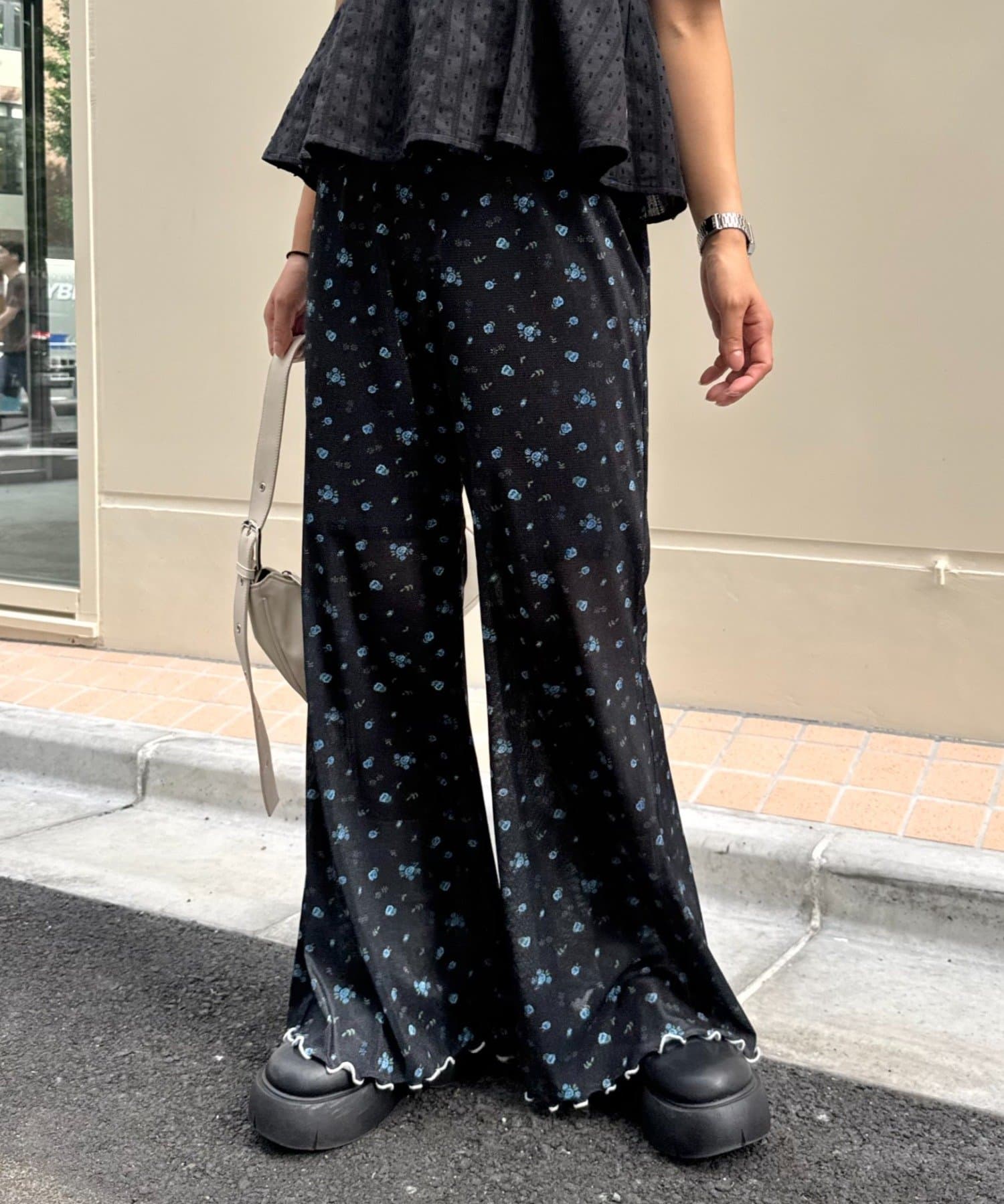 ハローサンフランシスコ　ニットパンツ　花柄 HELLO.SANFRANCISCO（ハローサンフランシスコ）の「【HELLO