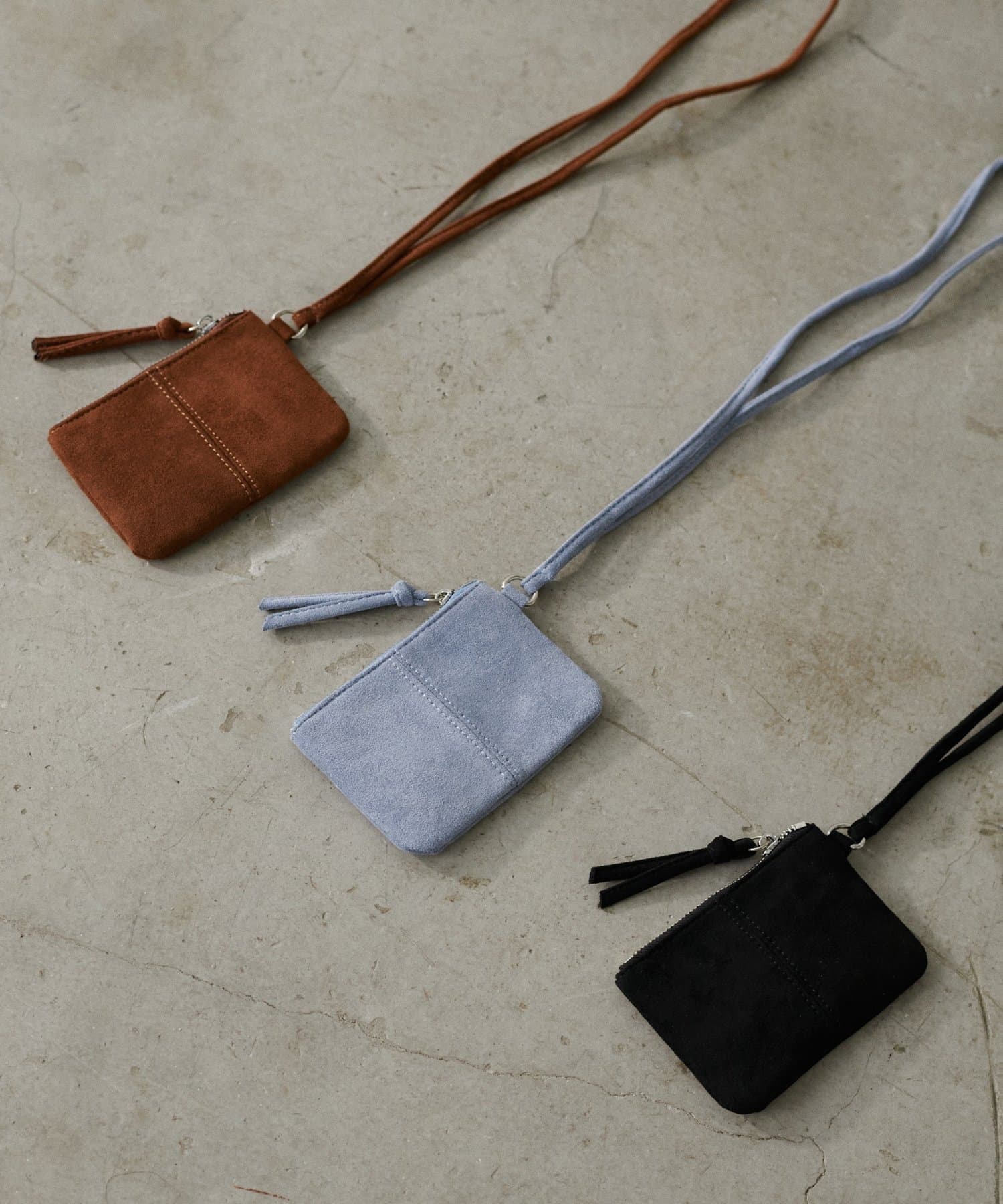 LARUTA(ラルータ) ［Web限定］フェイクスエードミニポシェット
