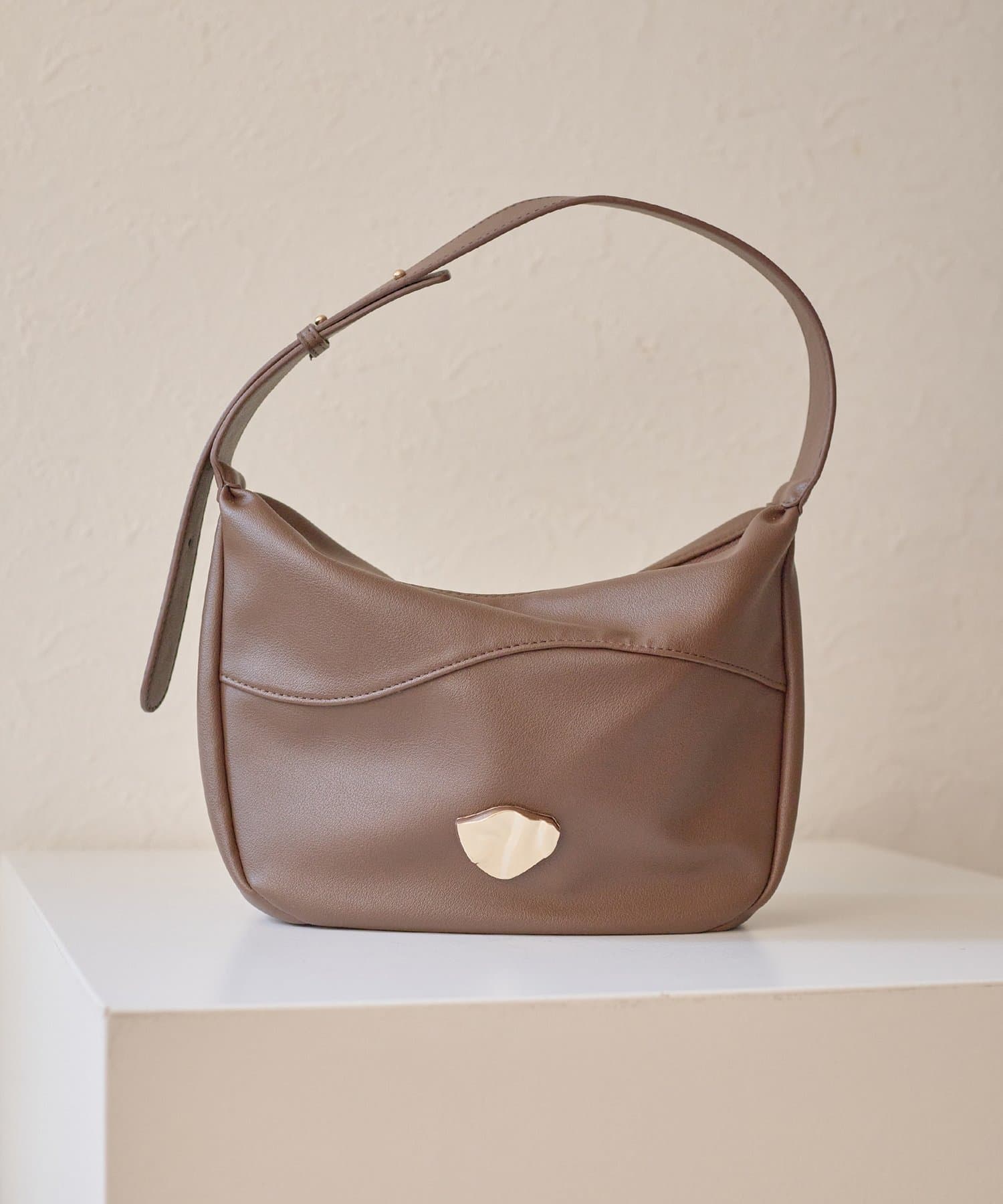 Thevon.(ゼヴォン) 【Yuna＆Mayuコラボ企画】ニュアンスワンハンドルバッグ