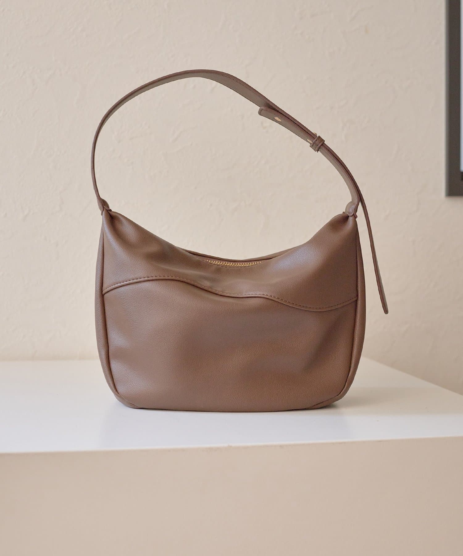 Thevon.(ゼヴォン) 【Yuna＆Mayuコラボ企画】ニュアンスワンハンドルバッグ