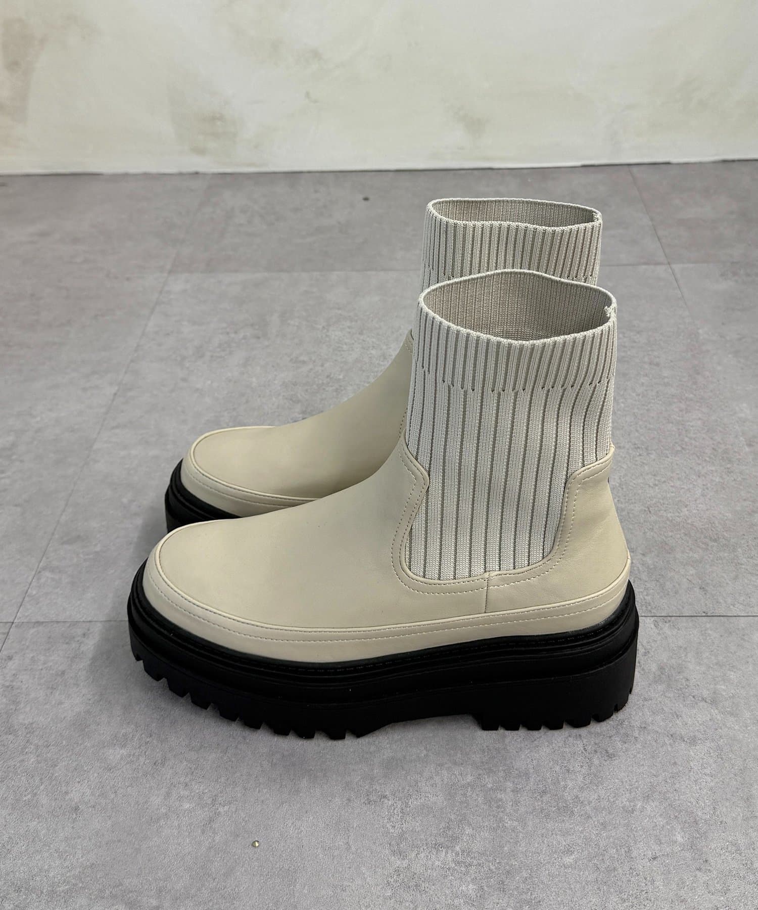 CPCM(シーピーシーエム) 厚底ニットブーツ