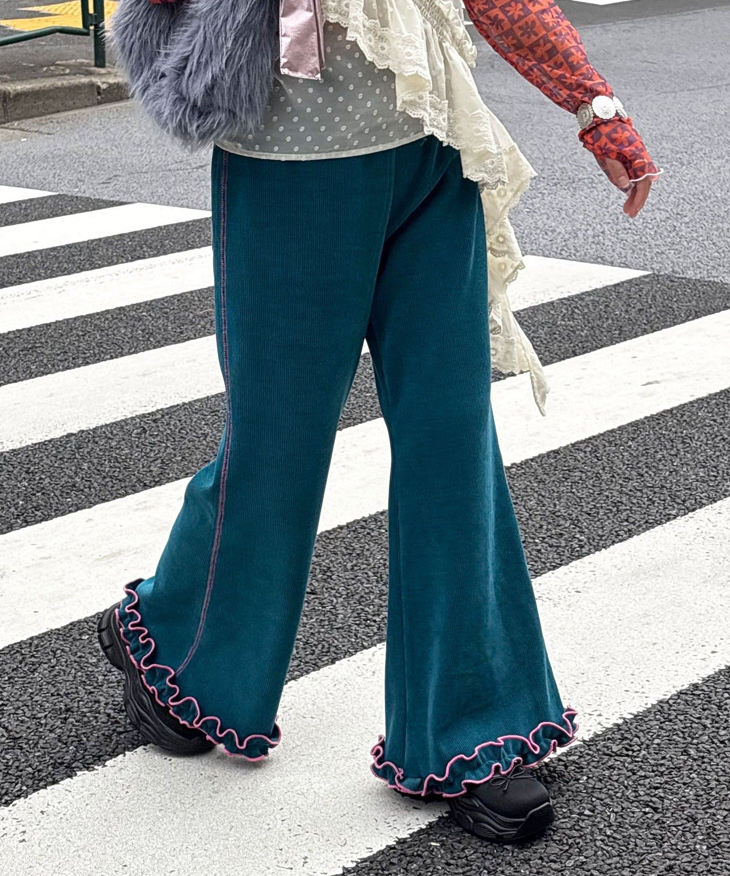 コーデュロイ リメイクフレアパンツ 変形コーデュロイ ワイドフレアパンツ | NOMBRE IMPAIR