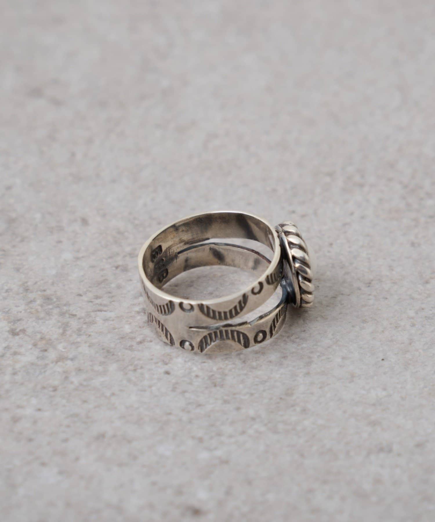 Omekashi(オメカシ) ENB FLST WHITE TQ RING