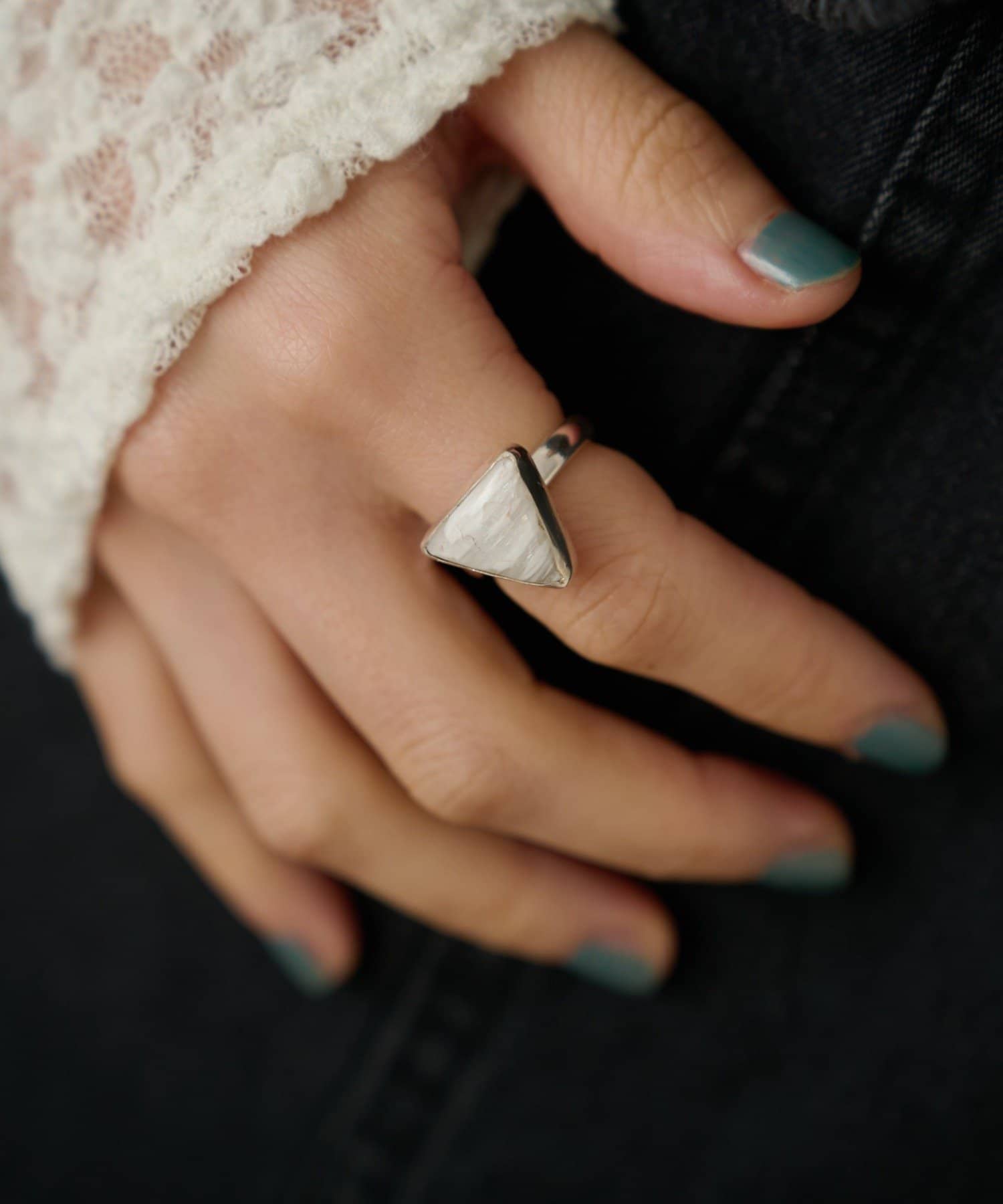 Omekashi(オメカシ) ENB HMPL SCOLESITE RING