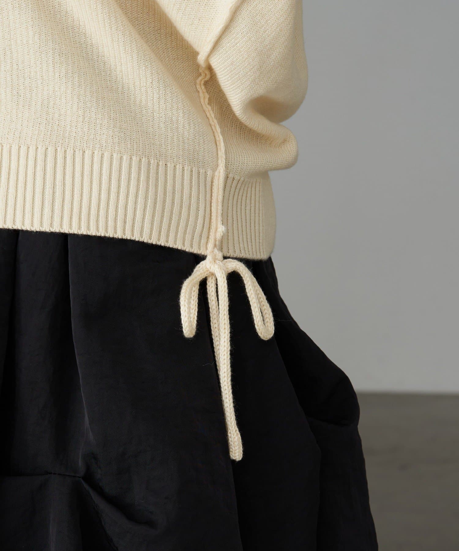 OUTLET(アウトレット) 【RAY CASSIN】Vネック胸刺繍ニット