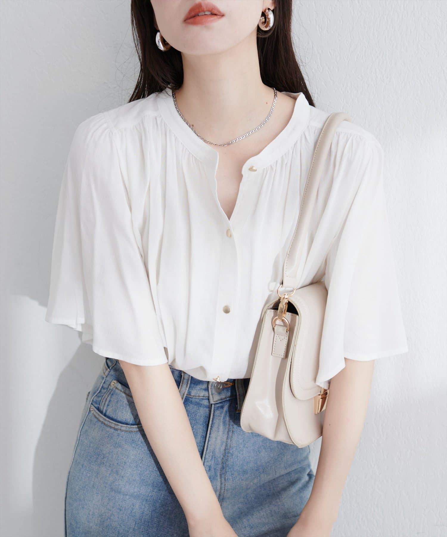 natural couture(ナチュラルクチュール) 【WEB限定】麻混フレア袖ブラウス