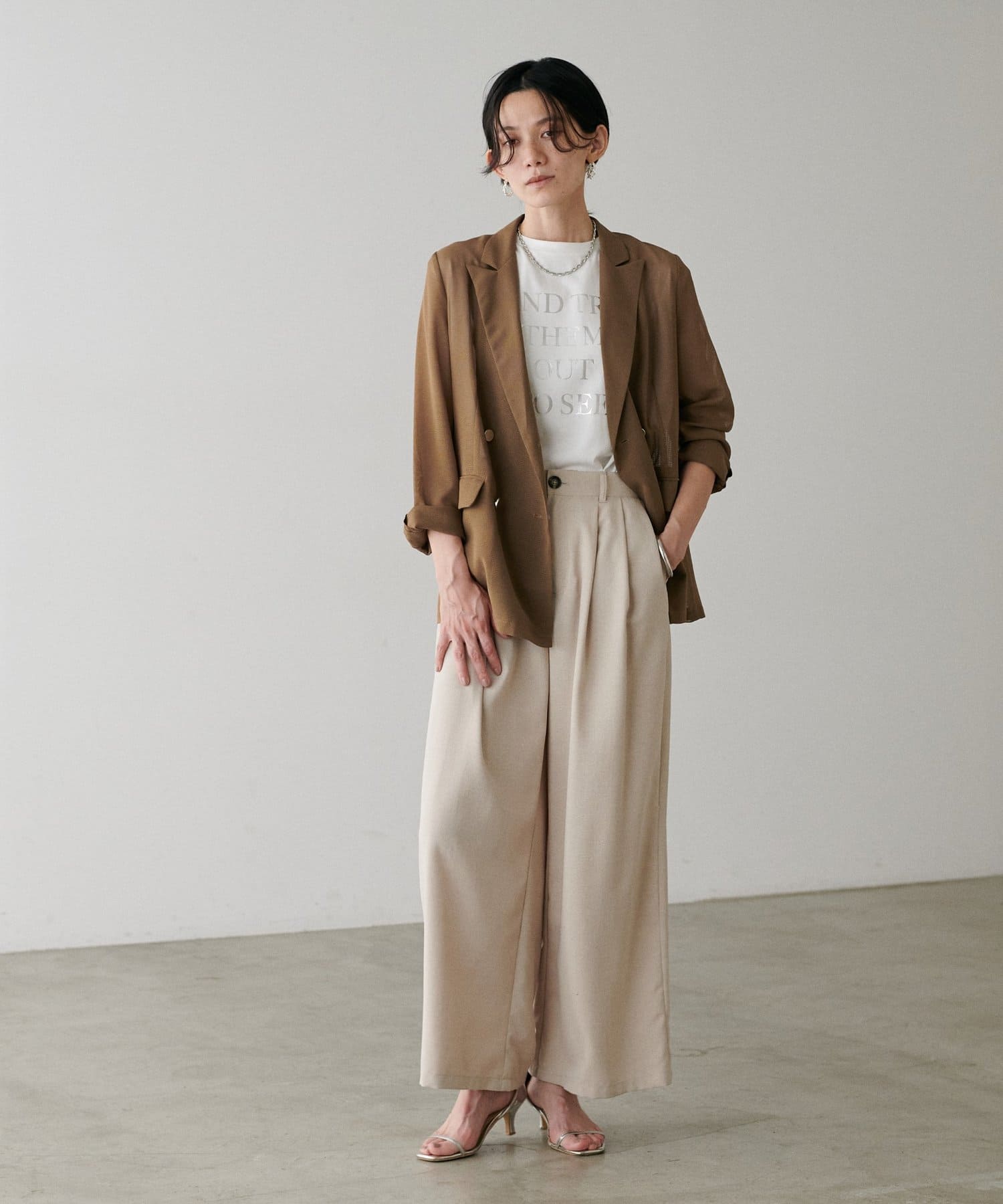 ラルータ(パルクローゼット)新品　メッシュジャケット ラルータ(パルクローゼット)新品 メッシュジャケット メタル金釦