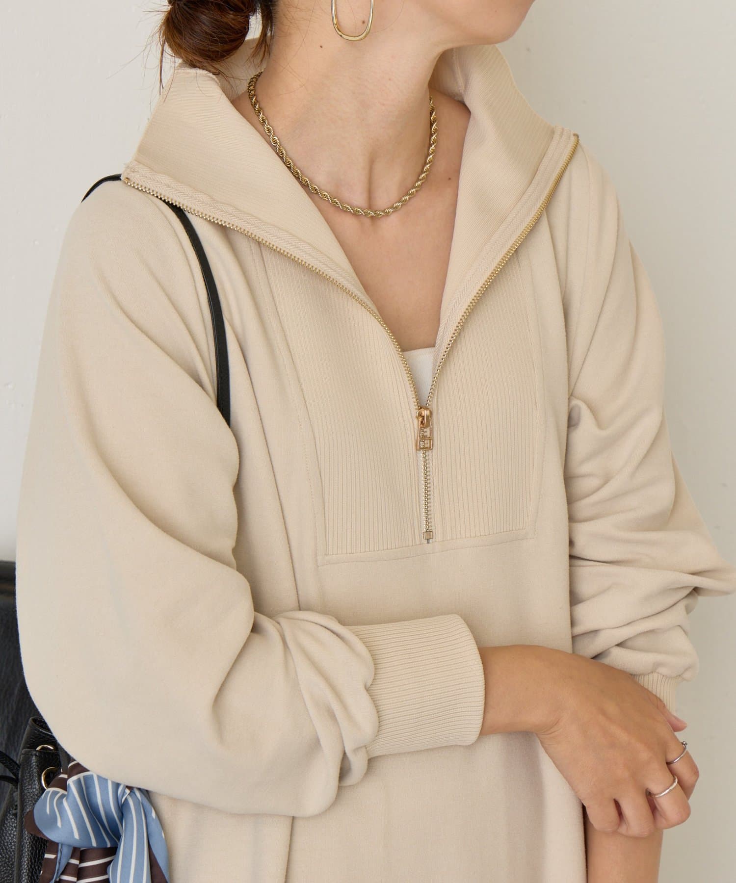Jena　espace merveilleux(ジェナ　エスパスメルヴェイユ) ハーフジップパイルワンピース