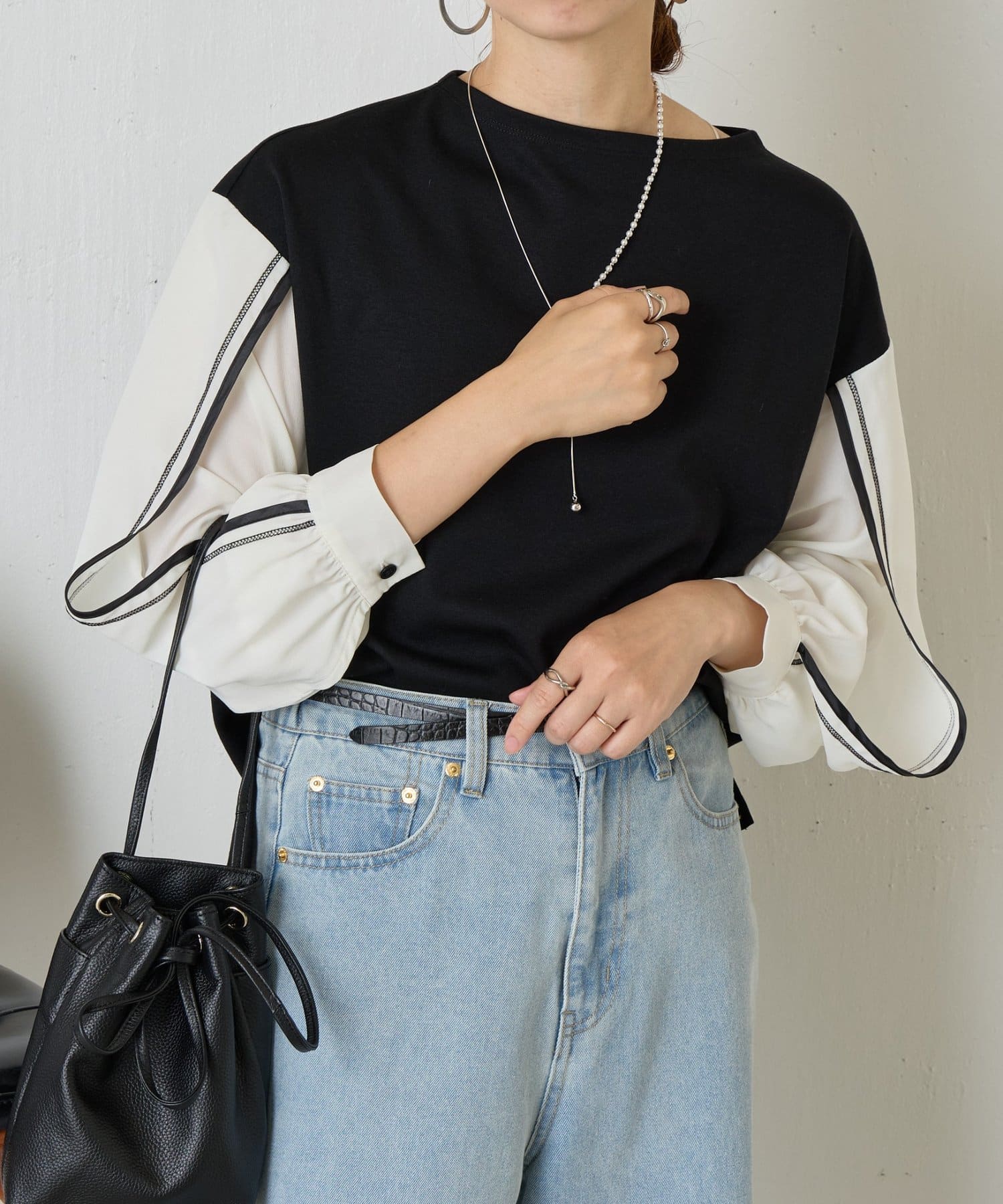 Jena　espace merveilleux(ジェナ　エスパスメルヴェイユ) ラインスリーブポンチカットソー