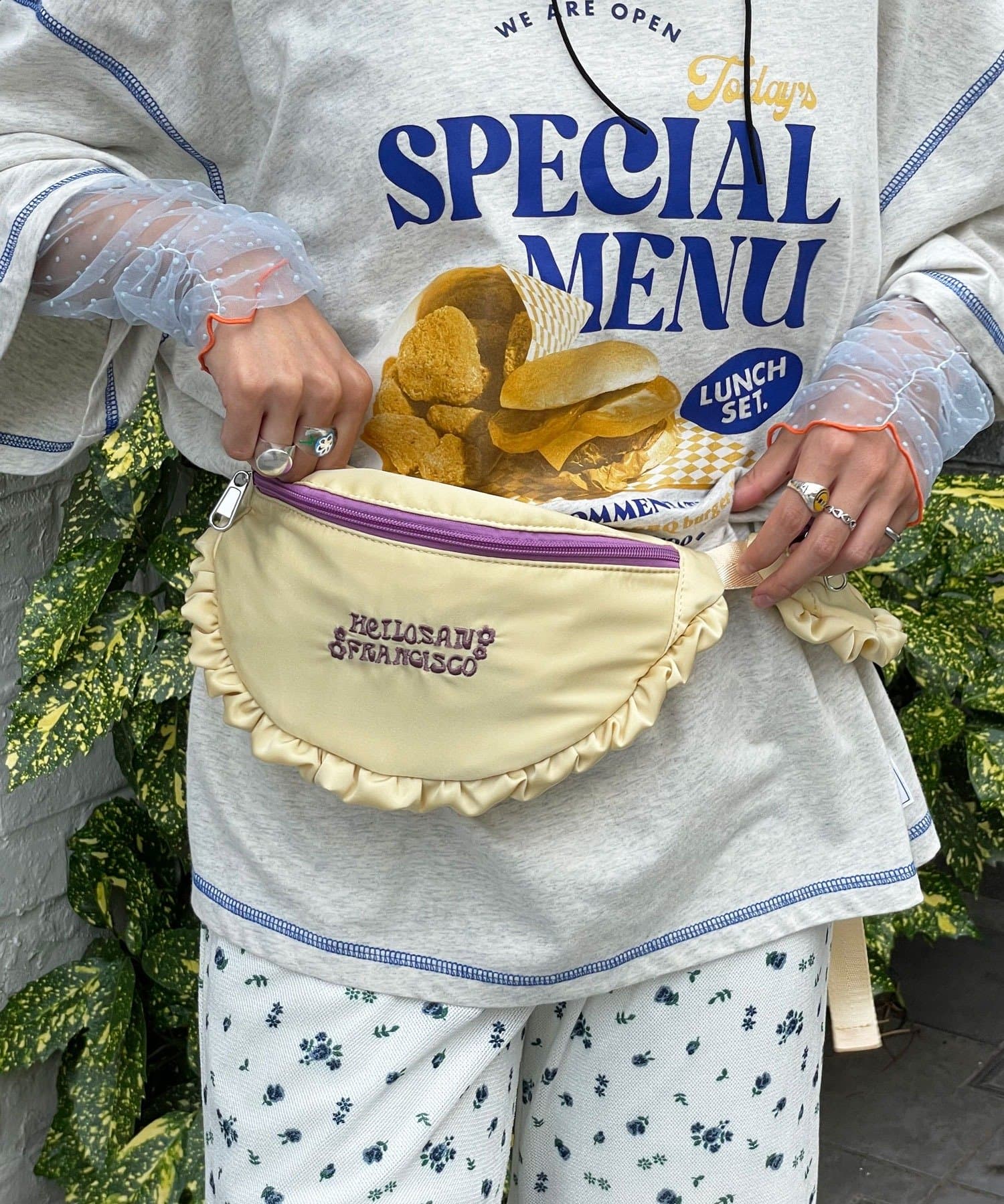 CIAOPANIC(チャオパニック) 【HELLO.SANFRANCISCO/ハローサンフランシスコ】サテンフリルコンビウエストBAG