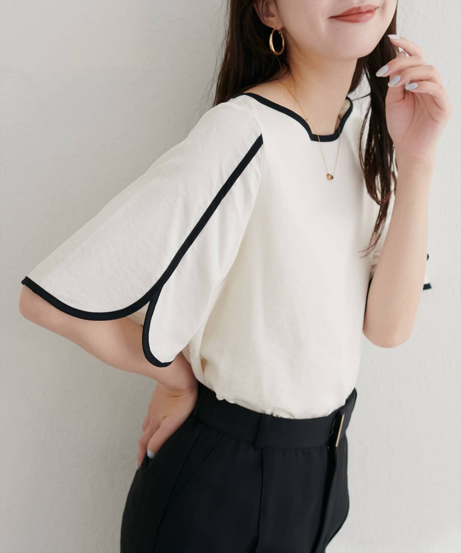 natural couture(ナチュラルクチュール) 【WEB限定】ハチワレスリーブ麻調ブラウス