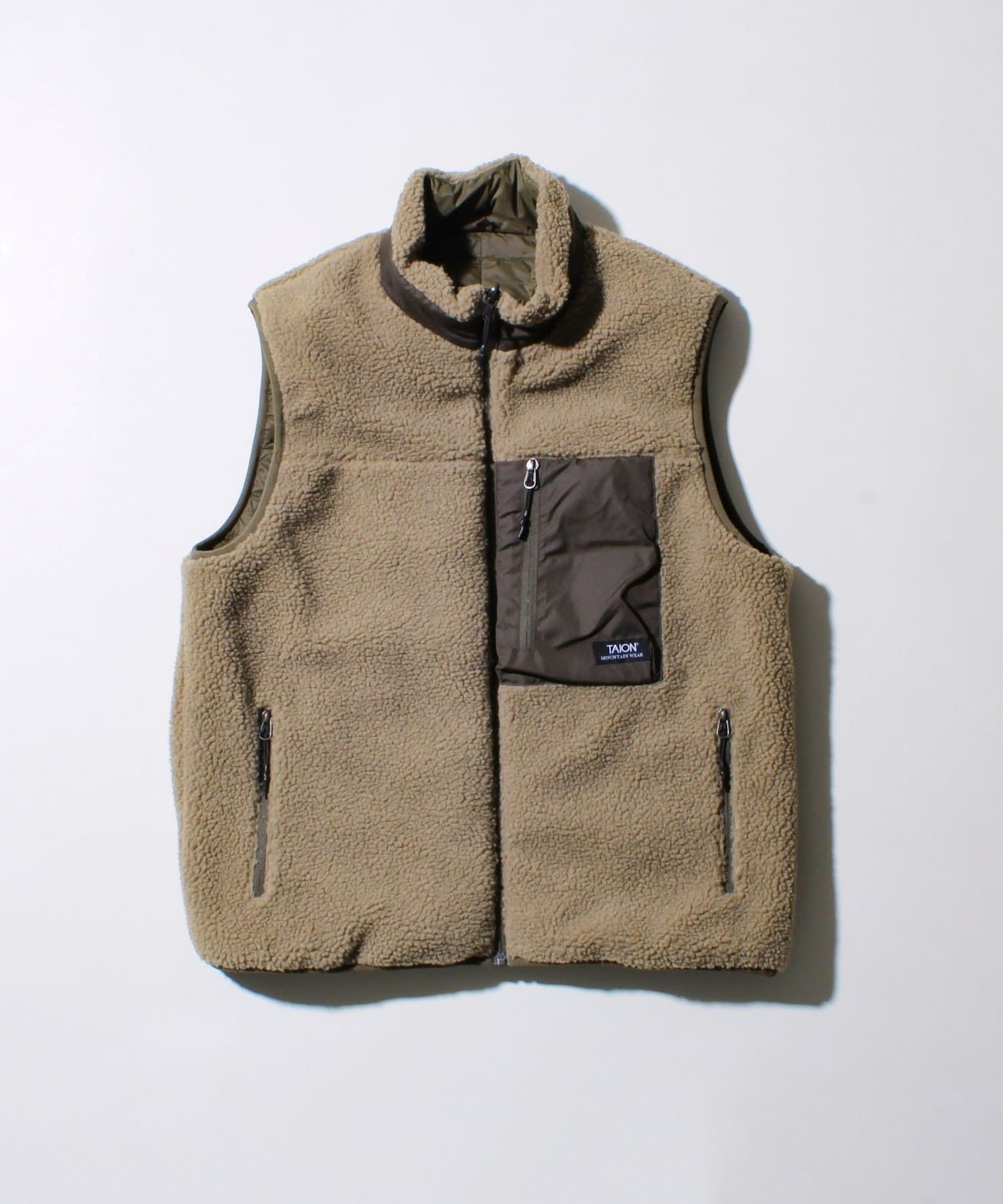 FREDY & GLOSTER(フレディ アンド グロスター) 【2WAYで着回せる】【UNISEX】配色別注 TAIONボア×ダウンベスト