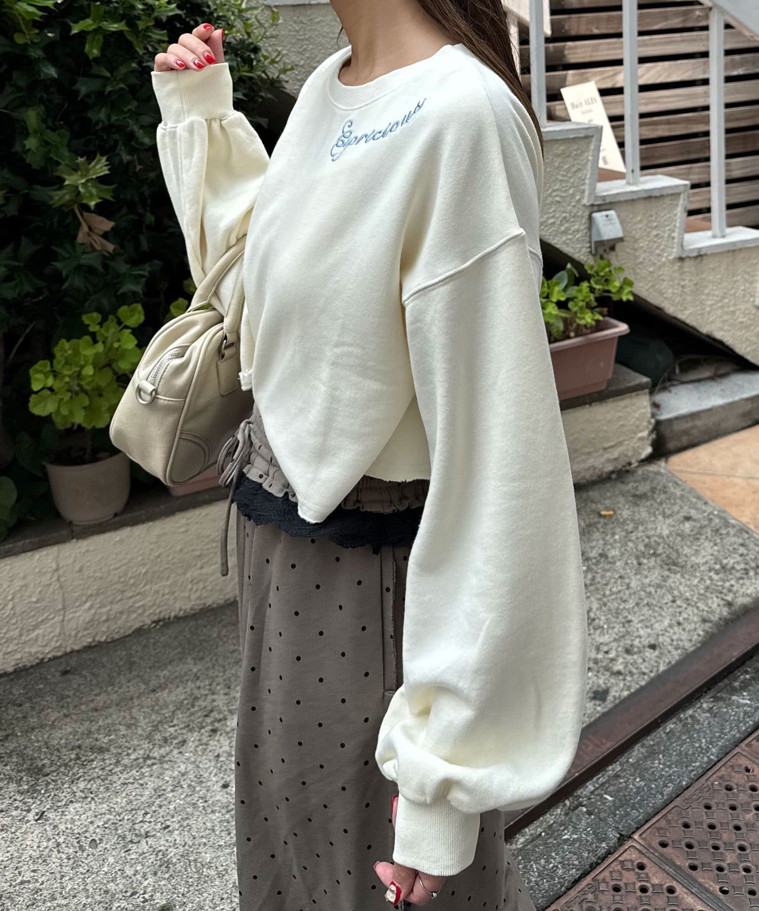 ネック刺繡ピグメントショートスウェット | CIAOPANIC(チャオ