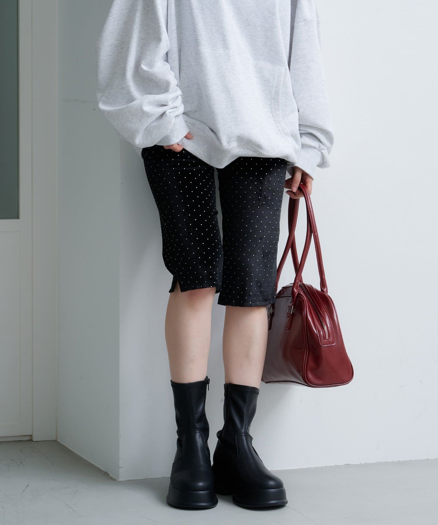 Kastane(カスタネ) 【9.6(土)12:00-9.7(日)23:59二日限定販売/再入荷なし/オーダー会限定アイテム】スタッズバイカーパンツ