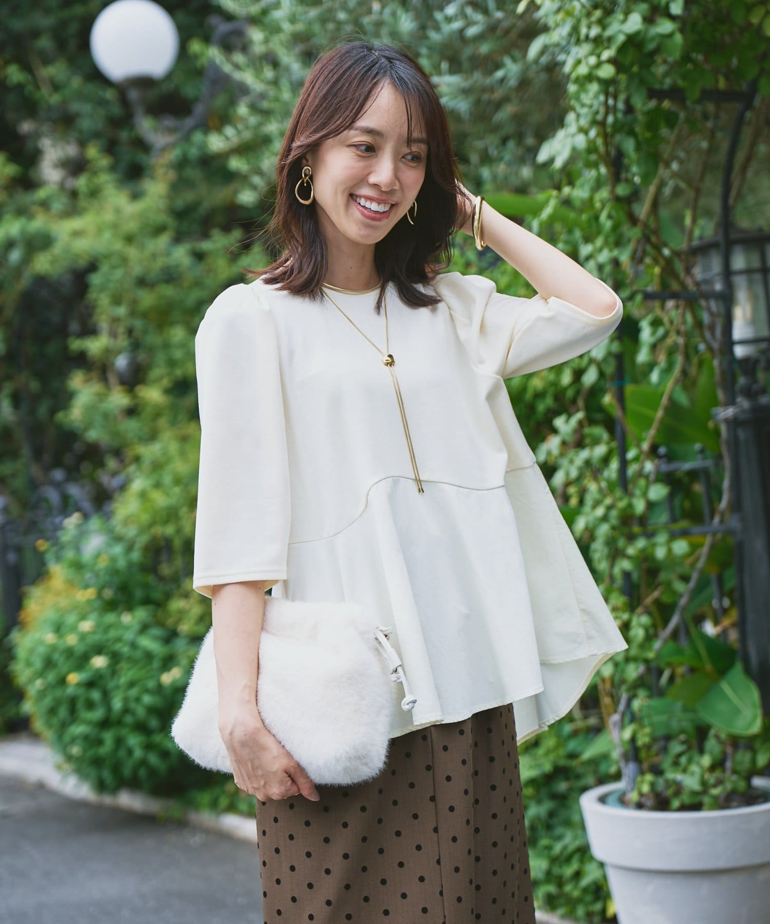 un dix cors(アンディコール) 《大人可愛い雰囲気に◎》異素材切替フレアプルオーバー