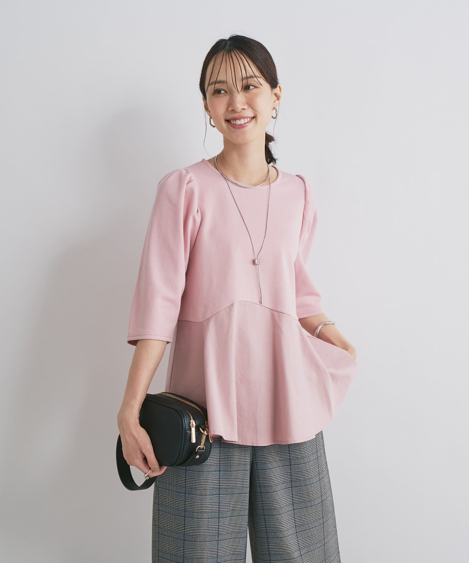 un dix cors(アンディコール) 《大人可愛い雰囲気に◎》異素材切替フレアプルオーバー
