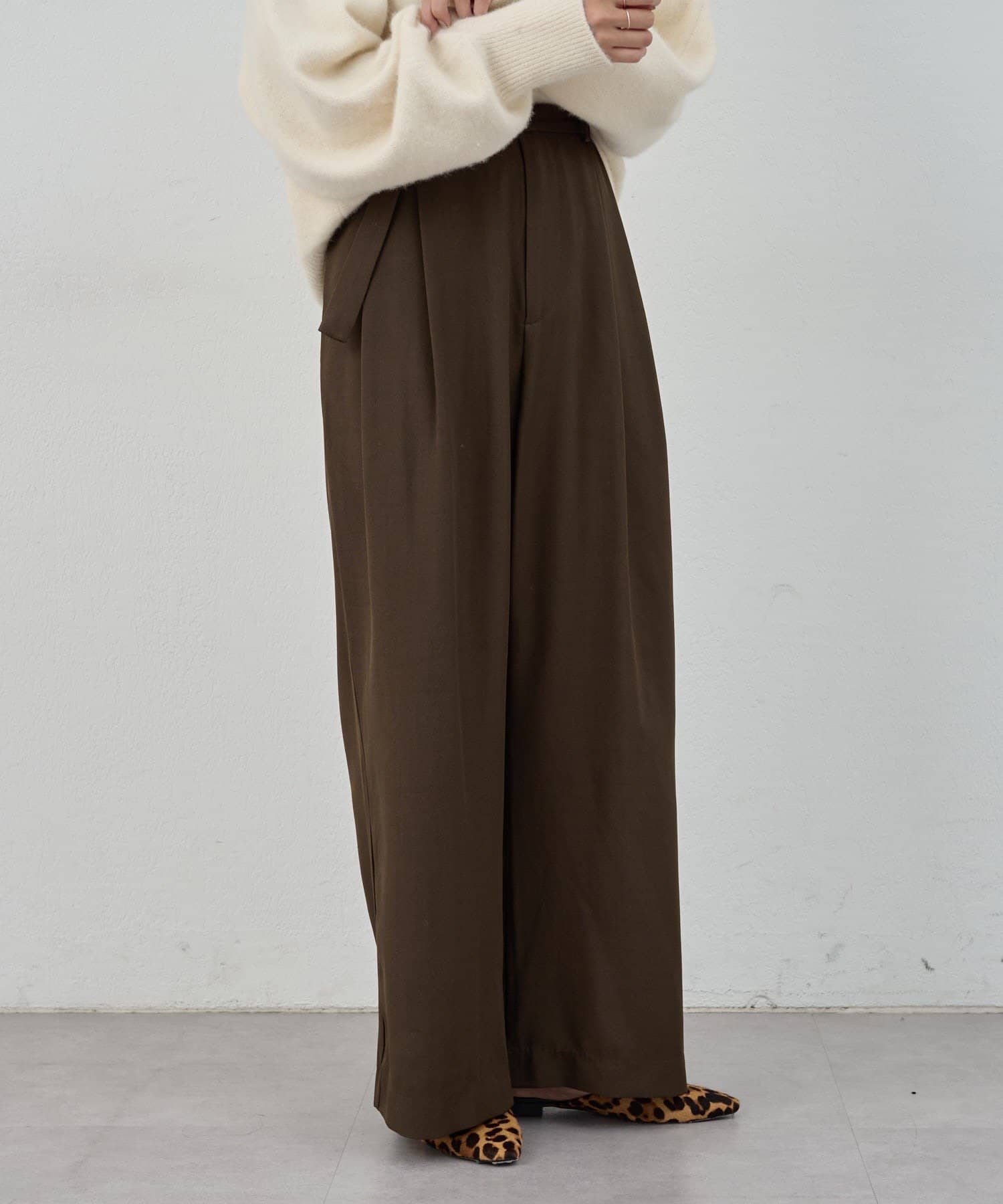 SHENERY(シーナリー) 【期間限定15％OFF！スタッフ推しアイテム！10/19（日）まで】【腰高美人パンツ】【人気急上昇アイテム！】ダブルタックワイドパンツ