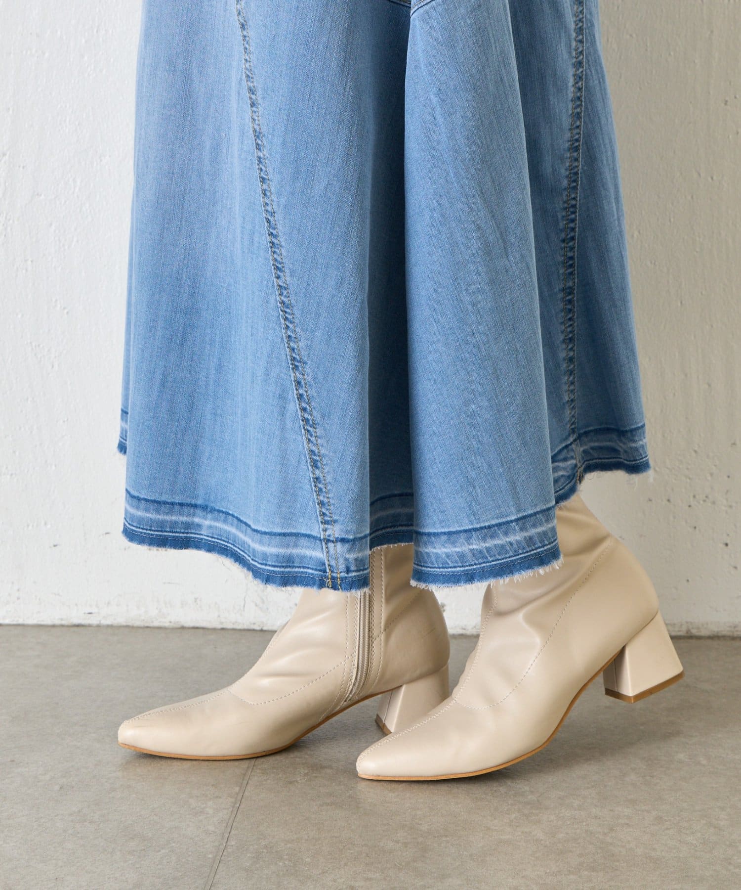 Jena　espace merveilleux(ジェナ　エスパスメルヴェイユ) 【腰・お尻周りカバー／オールシーズン活躍】デニム切替フレアスカート