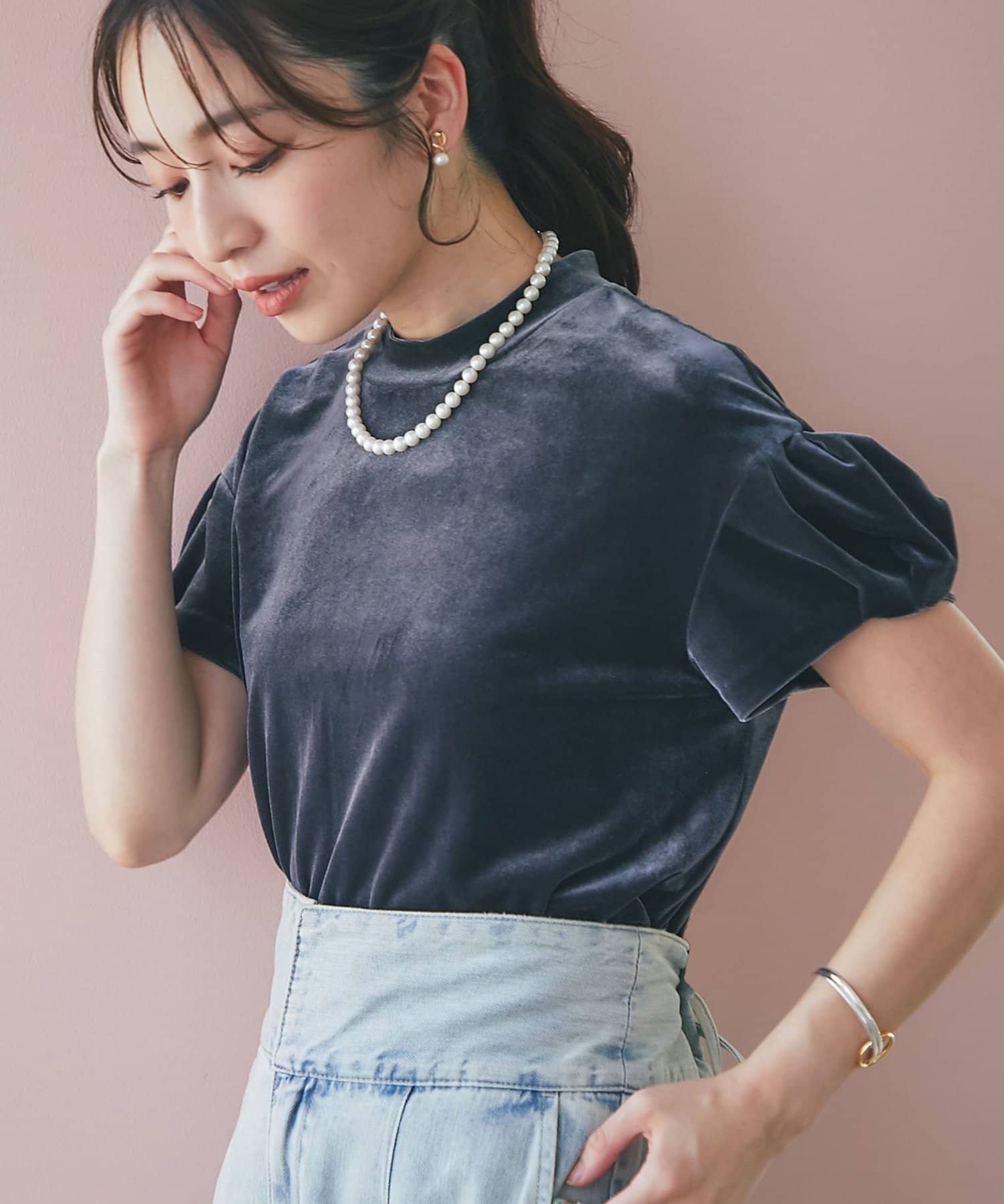La boutique BonBon(ラブティックボンボン) ベロアチューリップトップス