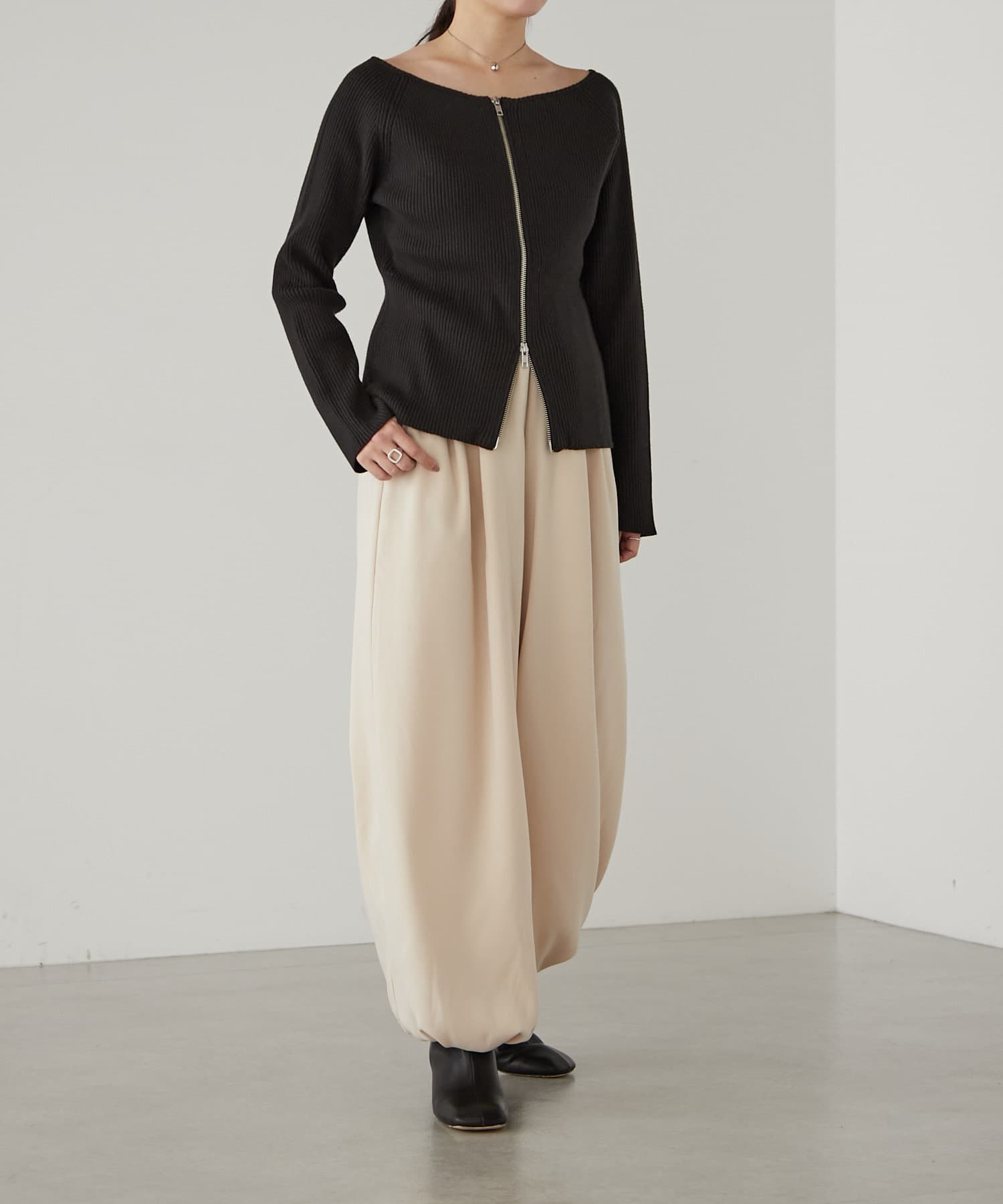 earthy_】リサイクルサテンバルーンパンツ | OUTLET(アウトレット