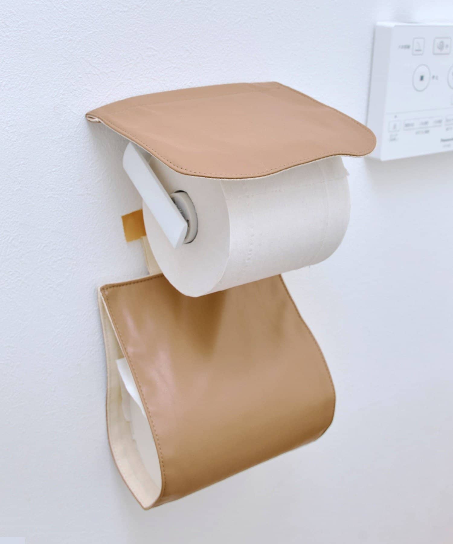 salut!(サリュ) toiletフェイクレザーペーパーホルダーカバー