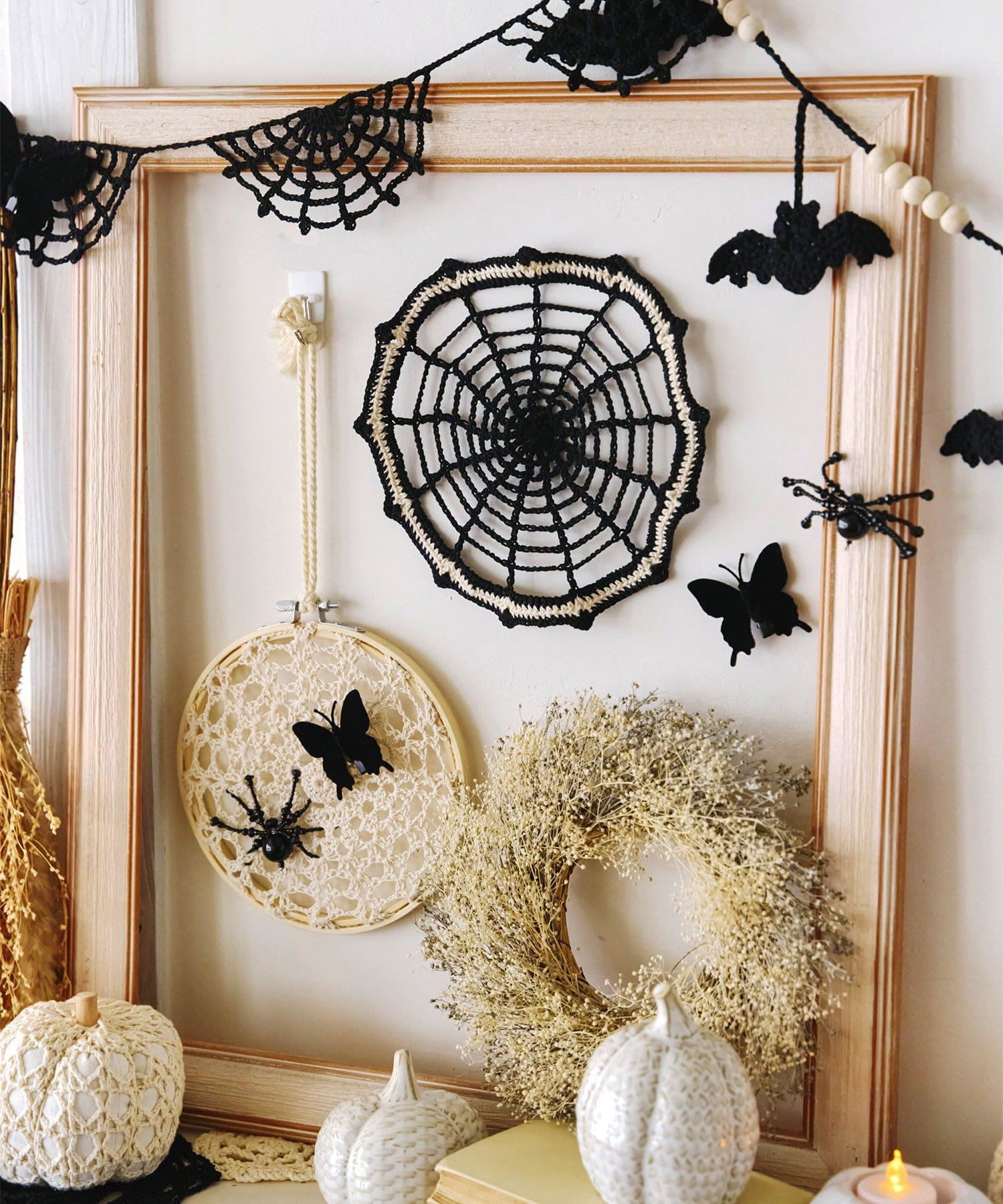 salut!(サリュ) カスミソウのリース／Crochet Halloween
