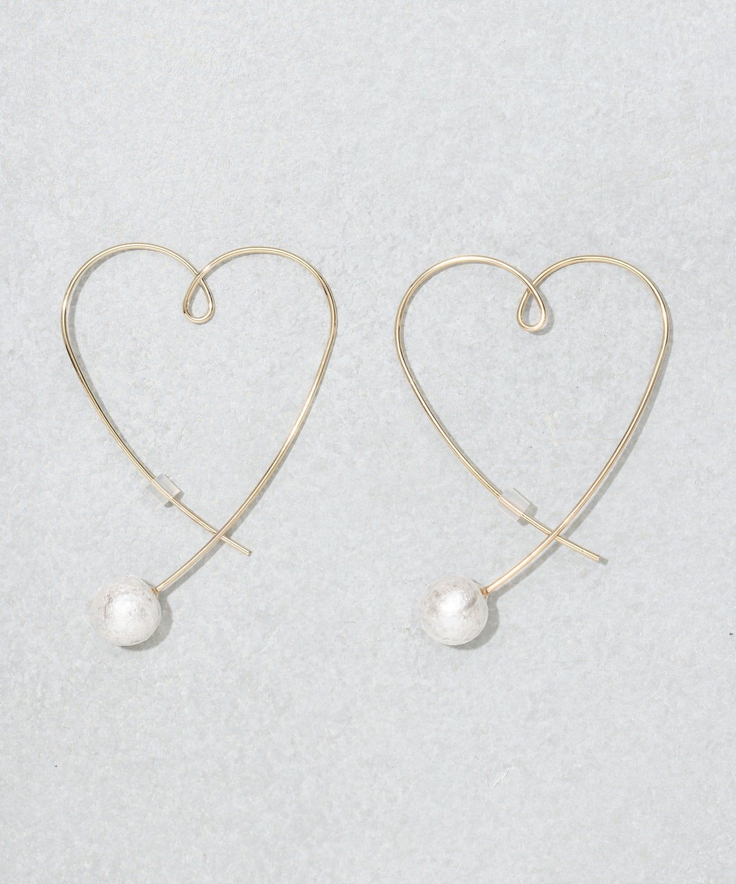 3COINS(スリーコインズ) ハートフープパールピアス