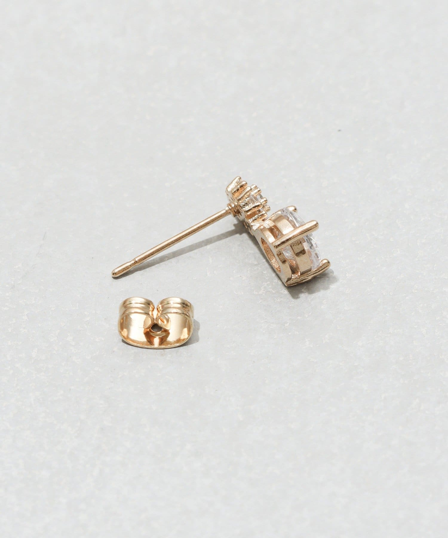 3COINS(スリーコインズ) キラキラパーツピアス