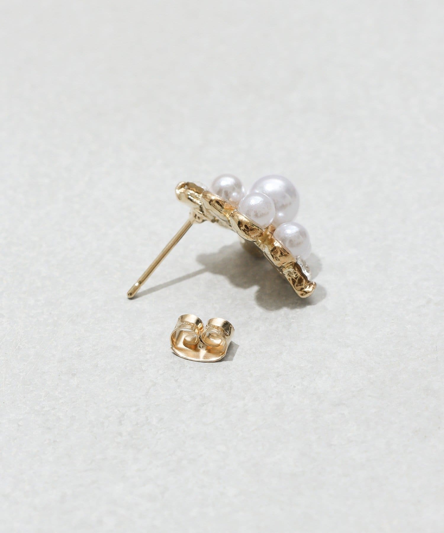 3COINS(スリーコインズ) パールまみれピアス