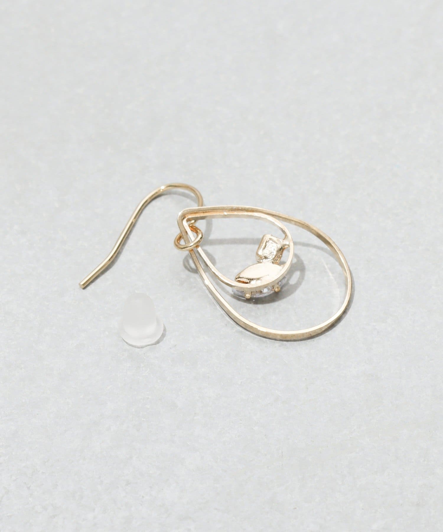 3COINS(スリーコインズ) 2連ドロップ型メタルピアス