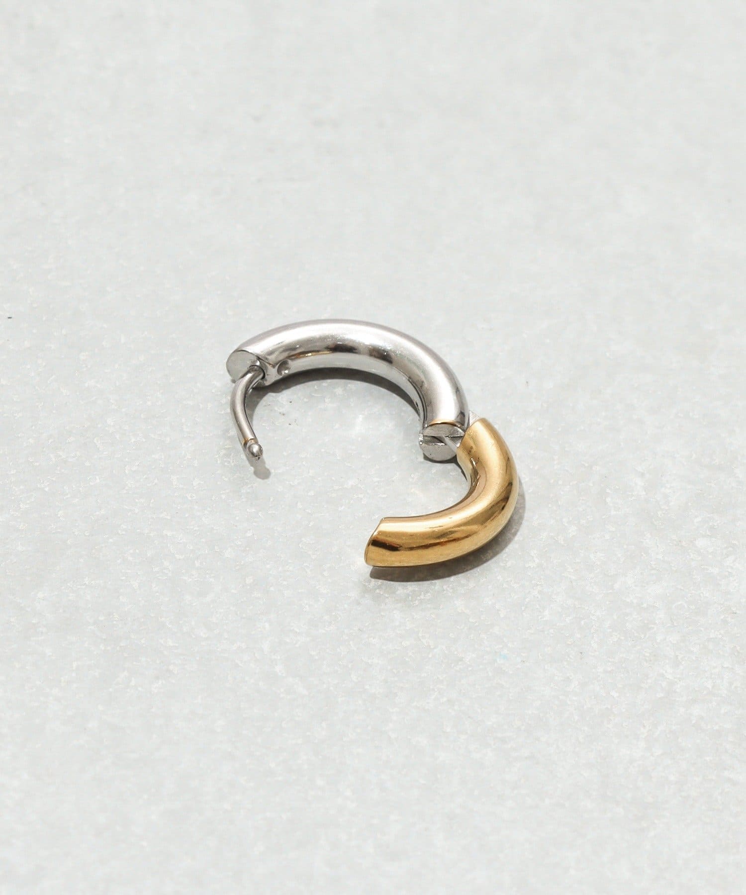 3COINS(スリーコインズ) ステンレスボリュームフープワンタッチピアス