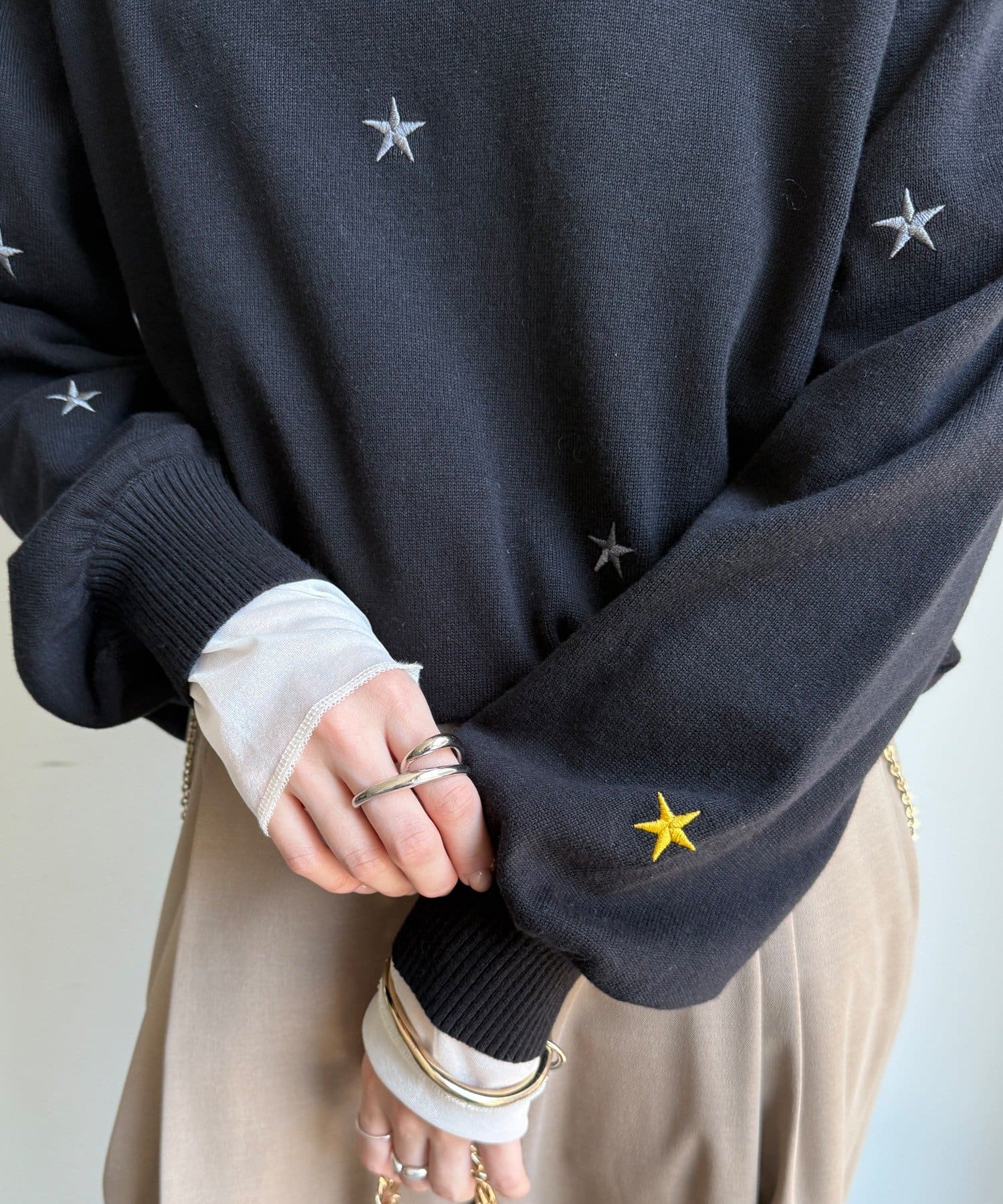 DOUDOU(ドゥドゥ) 【WEB限定】STAR刺繍ニット