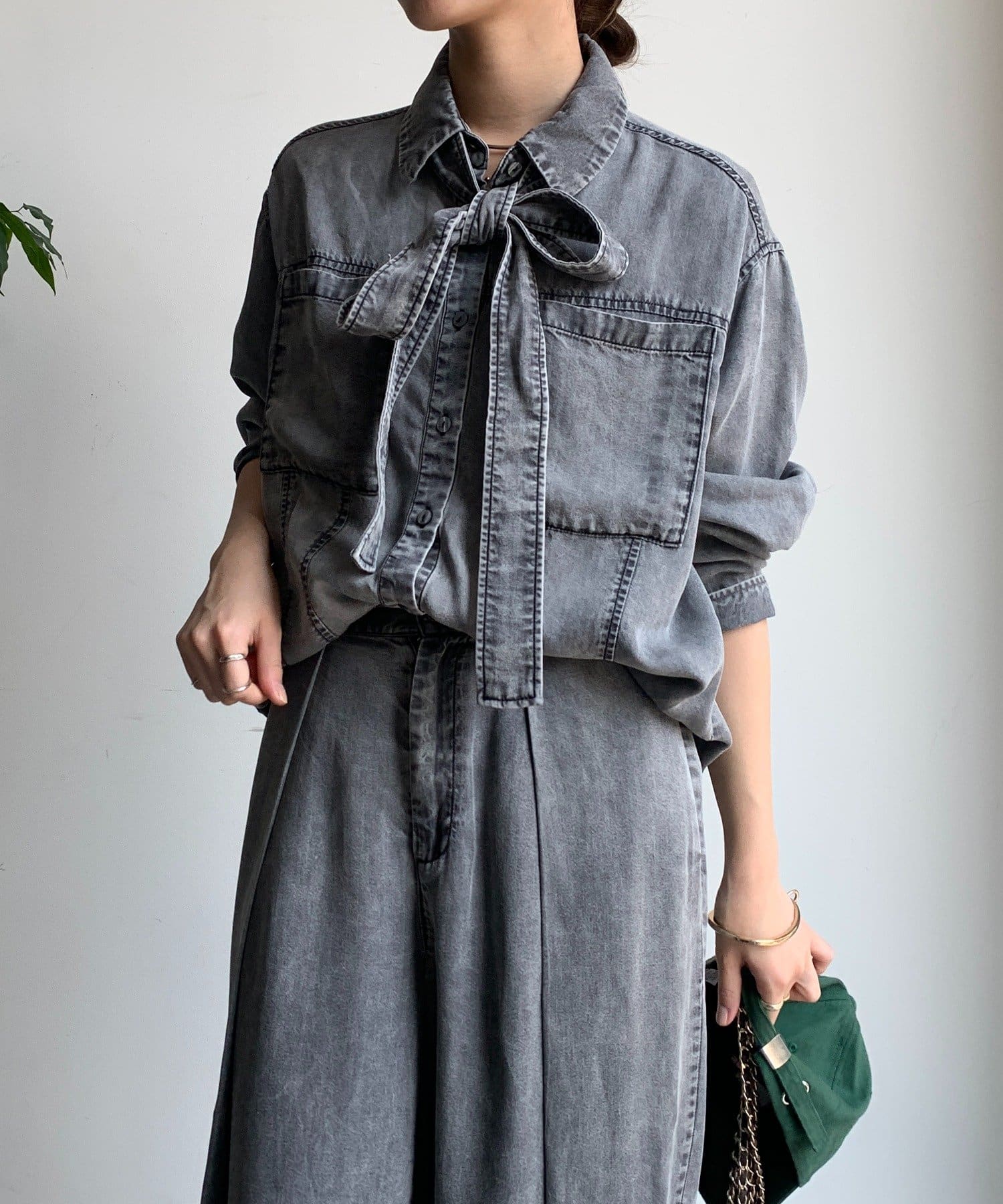 DOUDOU(ドゥドゥ) 【WEB限定】棒タイ2WAYリヨセルデニムシャツ