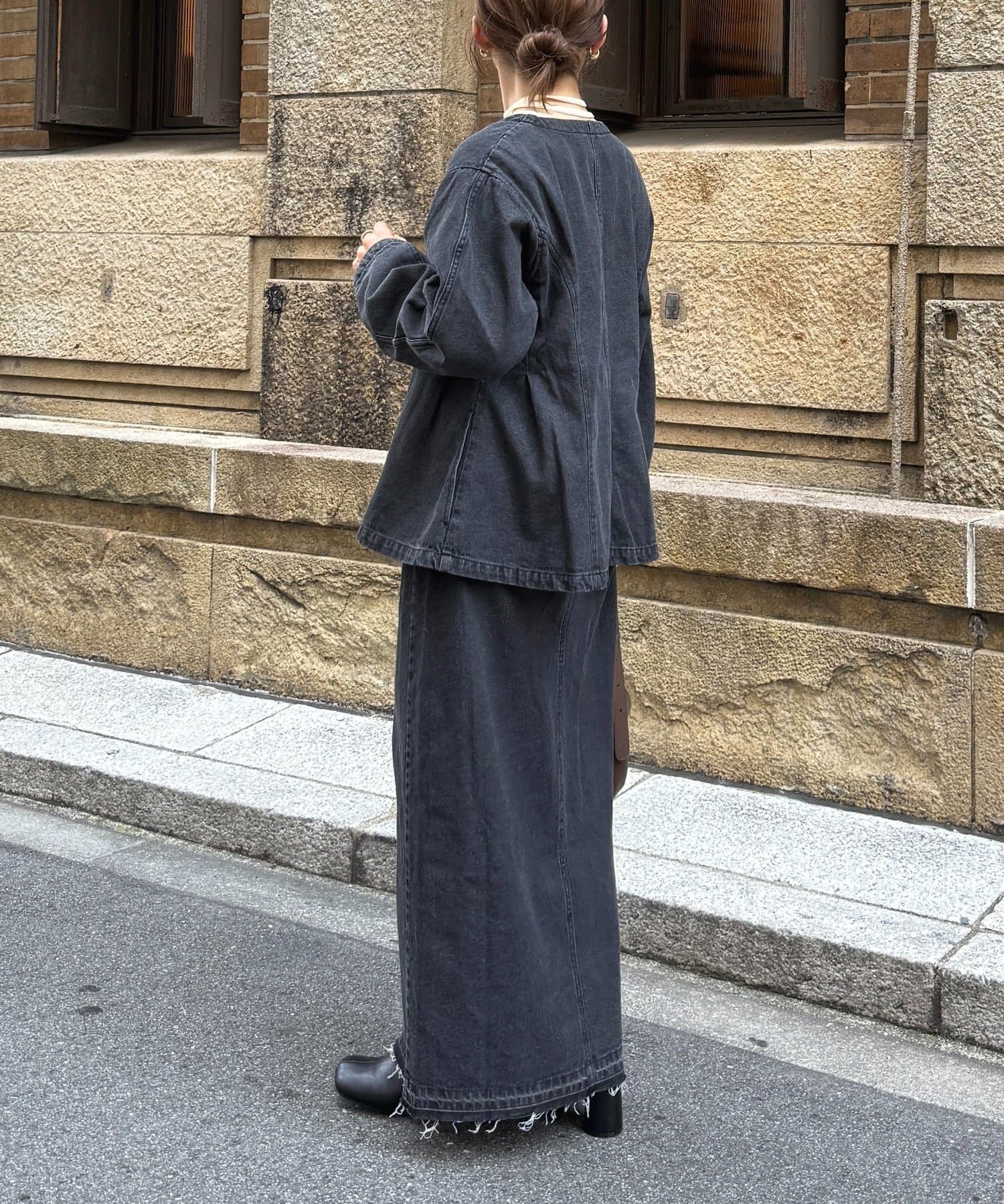 Thevon.(ゼヴォン) カットオフデニムナロースカート