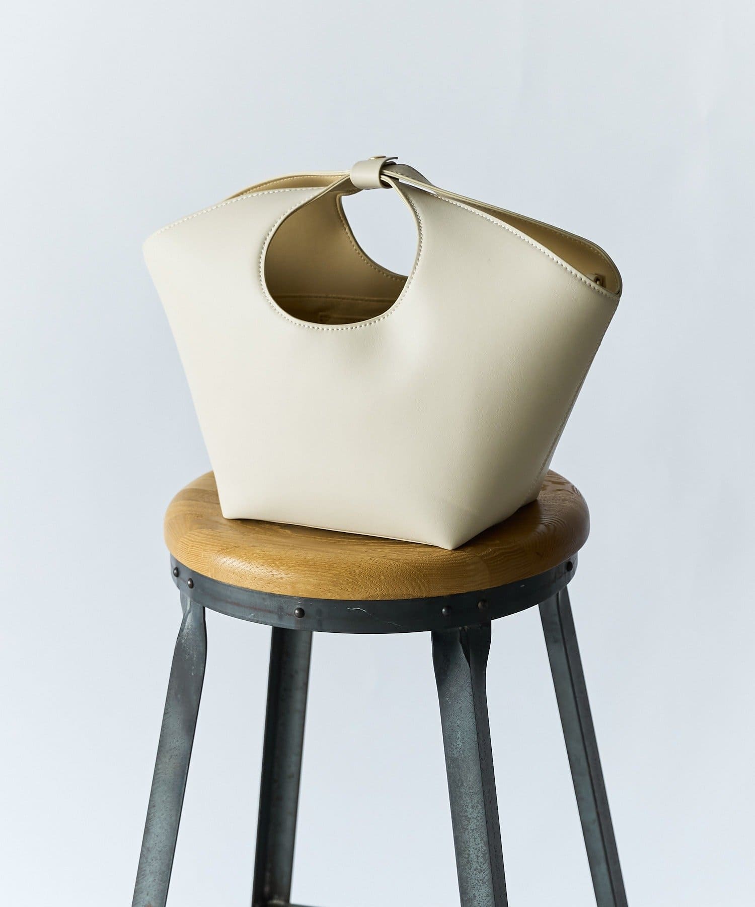 【新品同様】今期 リヴドロワCITYバスケットトート2 かごバック 実用性抜群】CITY BASKET-tote2 | RIVE DROITE(リヴドロワ