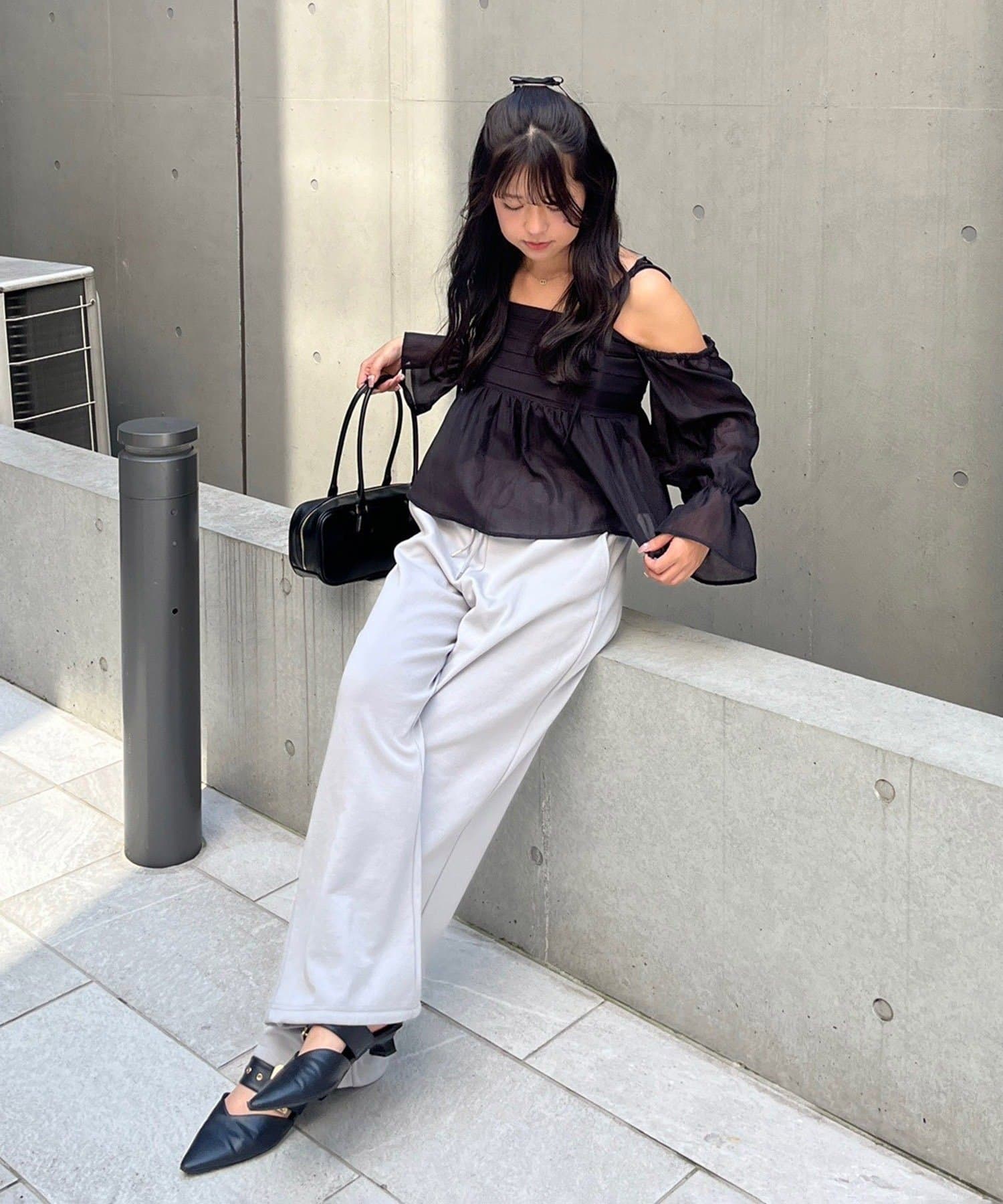 NICE CLAUP / OLIVE des OLIVE OUTLET(ナイスクラップ  / オリーブ デ オリーブ アウトレット) 【RMAF】袖2wayシャーリングブラウス