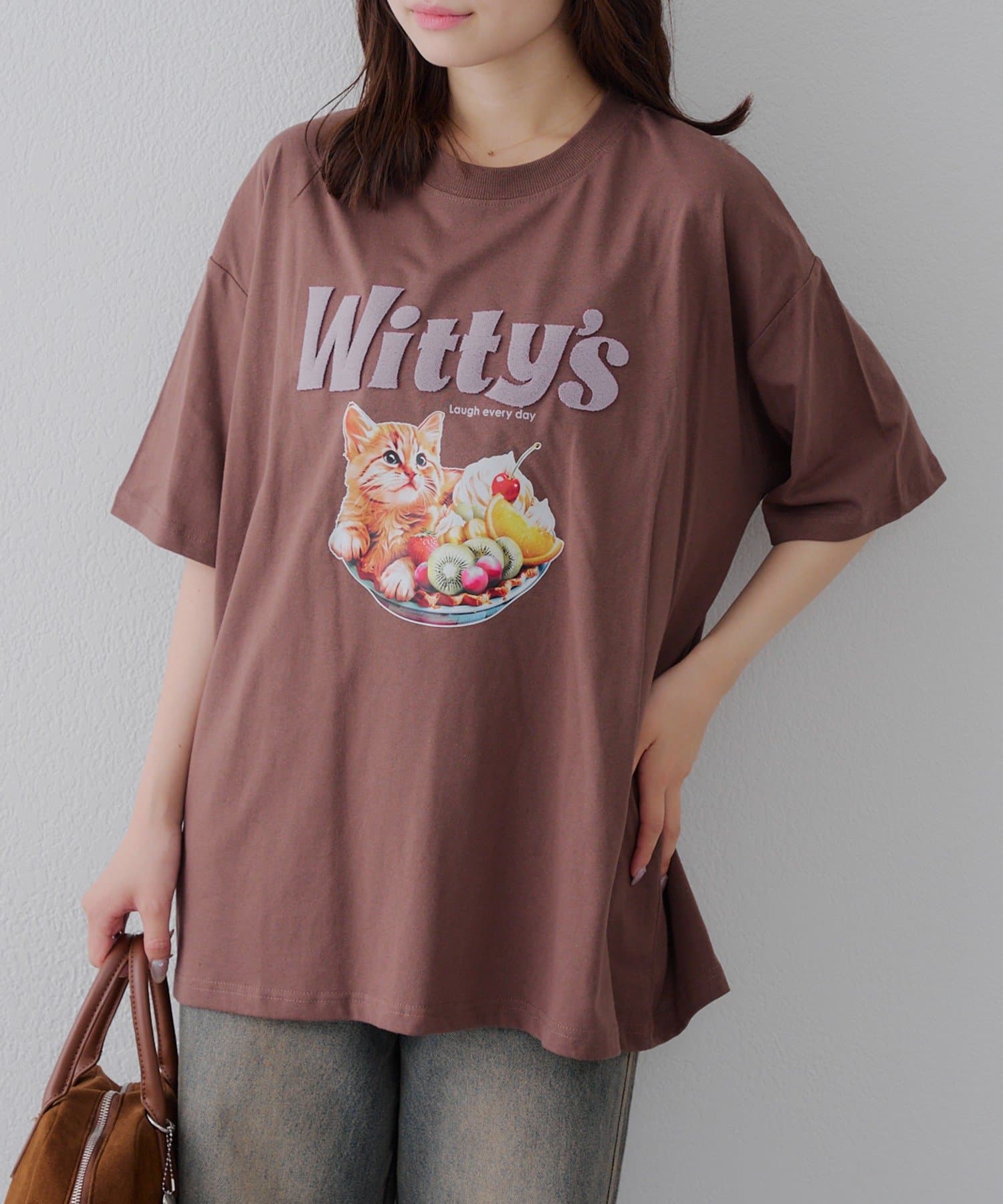 Remind me and forever(リマインドミーアンドフォーエバー) ロゴ刺繍猫プリントTシャツ