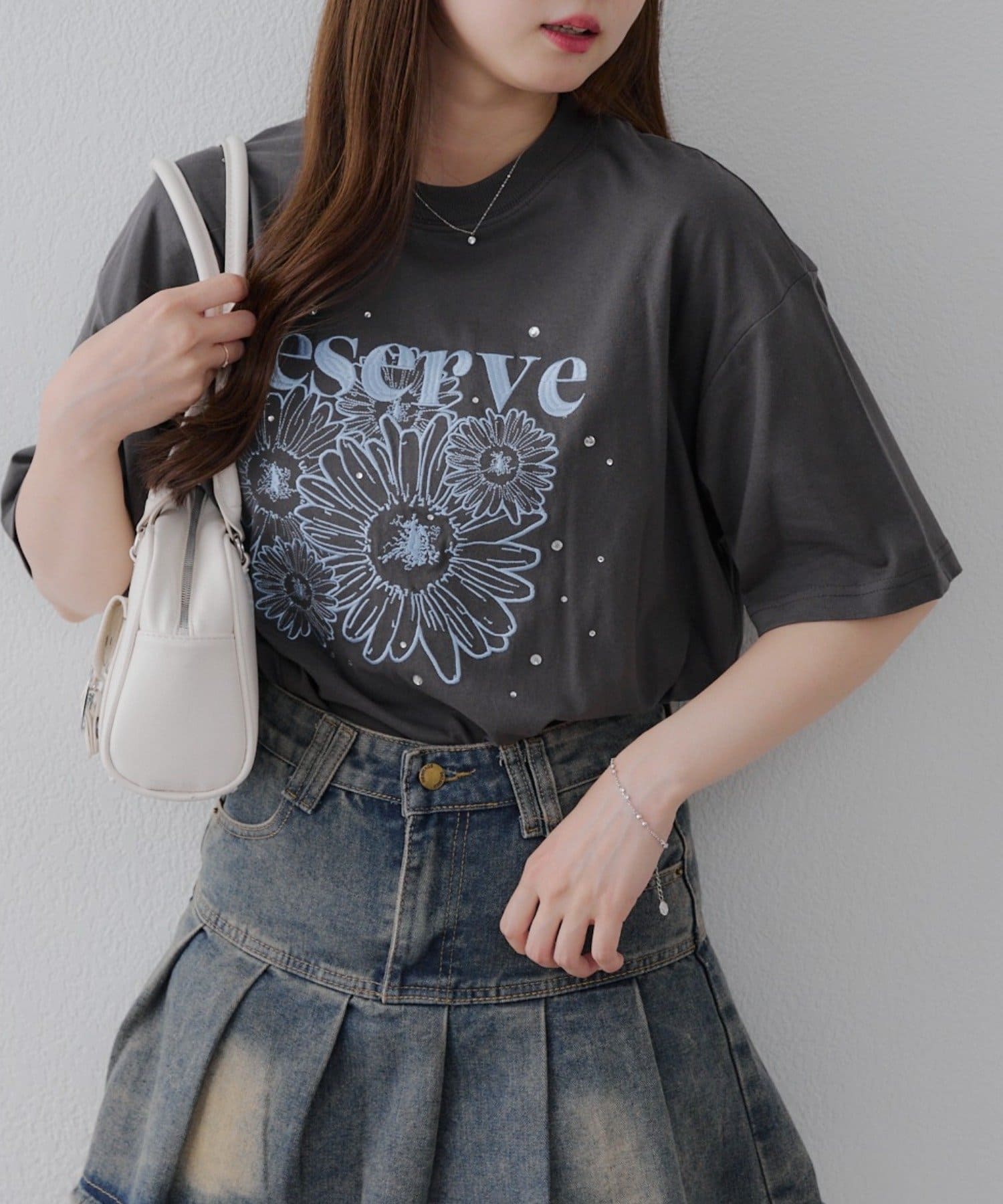 Remind me and forever(リマインドミーアンドフォーエバー) キラキラお花刺しゅうBigTシャツ