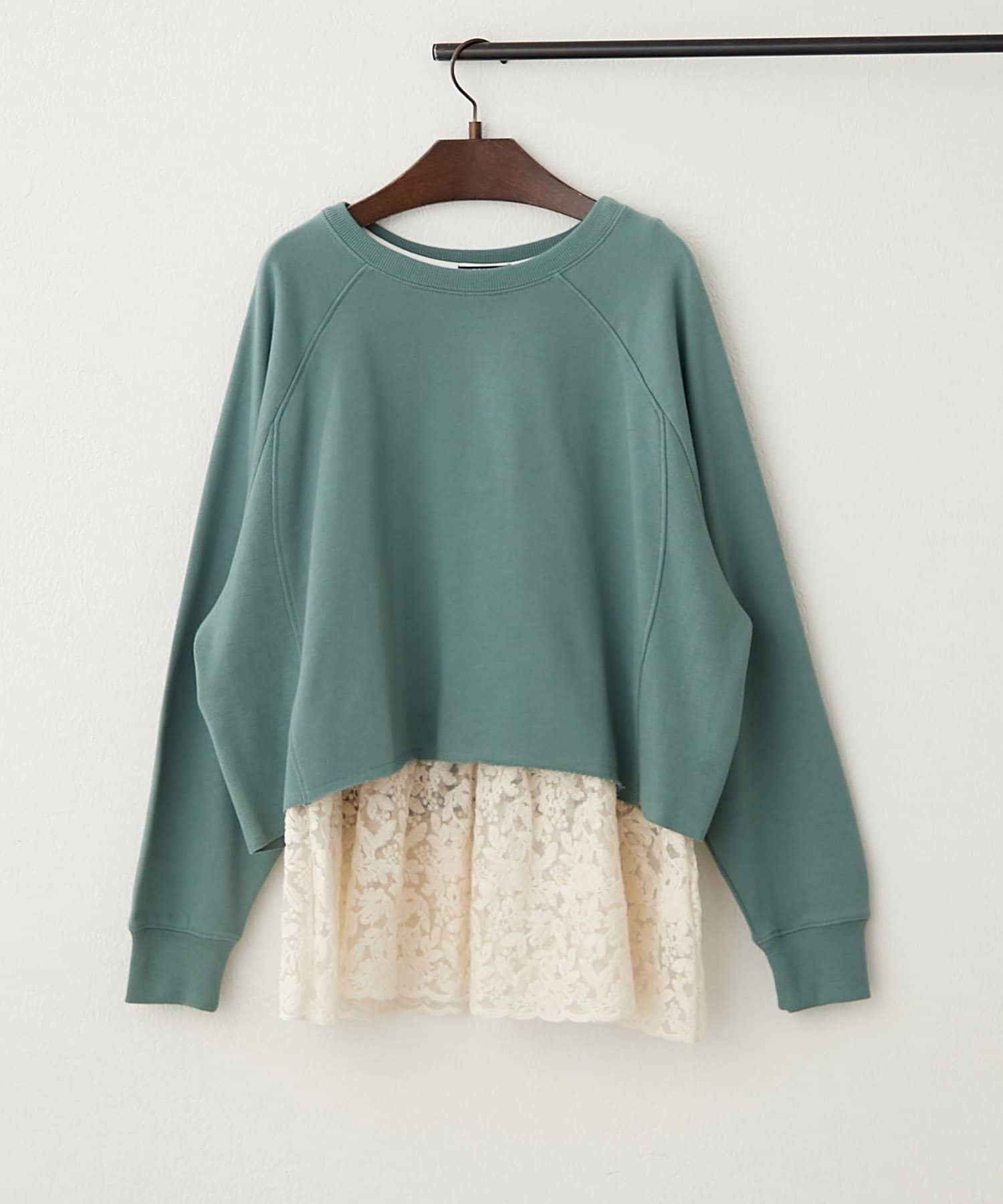 NICE CLAUP / OLIVE des OLIVE OUTLET(ナイスクラップ  / オリーブ デ オリーブ アウトレット) 2セットアイテム【RMAF】裏毛プルオーバー＋レースキャミ