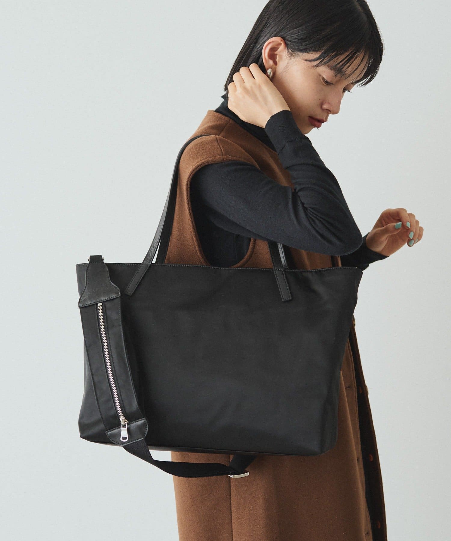 russet(ラシット) 《ファスナーポケット付きショルダーベルト》2WAYトートバッグ