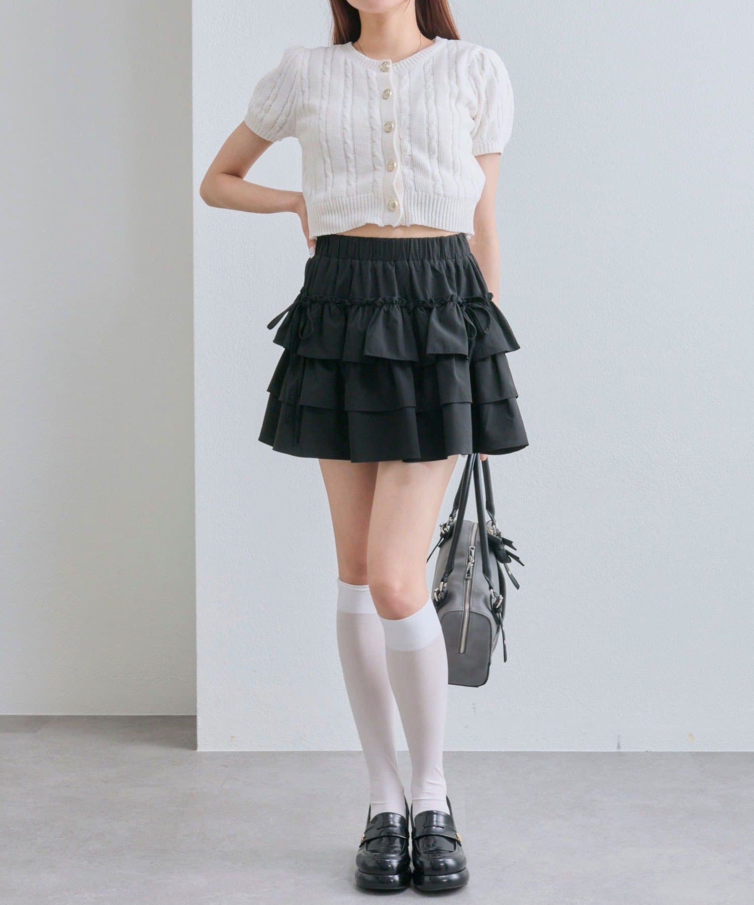 【完売品】OLIVE des OLIVE ティペット付き金ボタンカーデ グレー 完売品】OLIVE des OLIVE ティペット付き金ボタンカーデ グレー