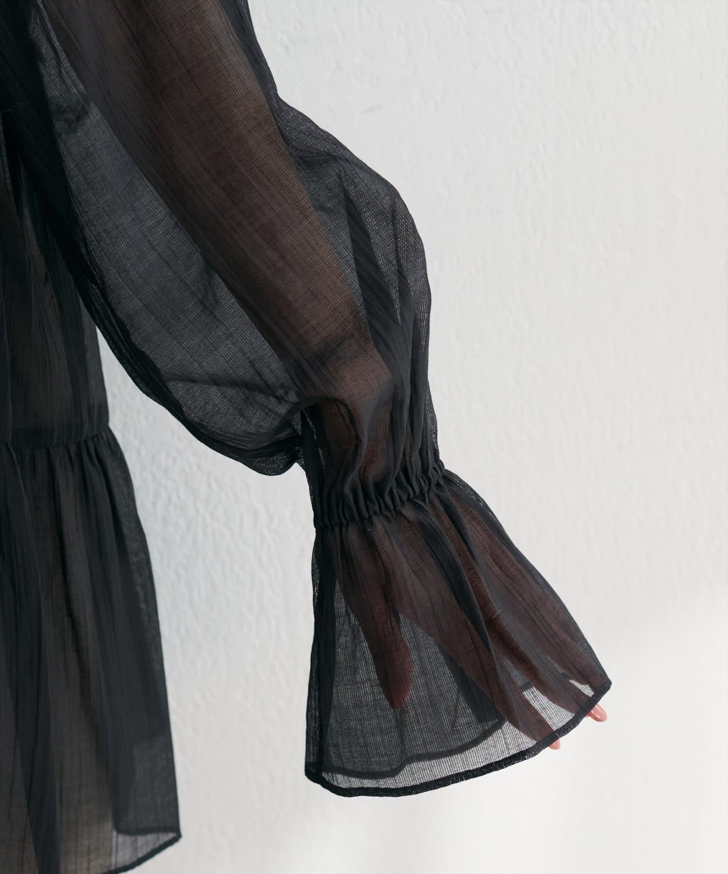 natural couture(ナチュラルクチュール) 【WEB限定】ギャザーティアードロングブラウス