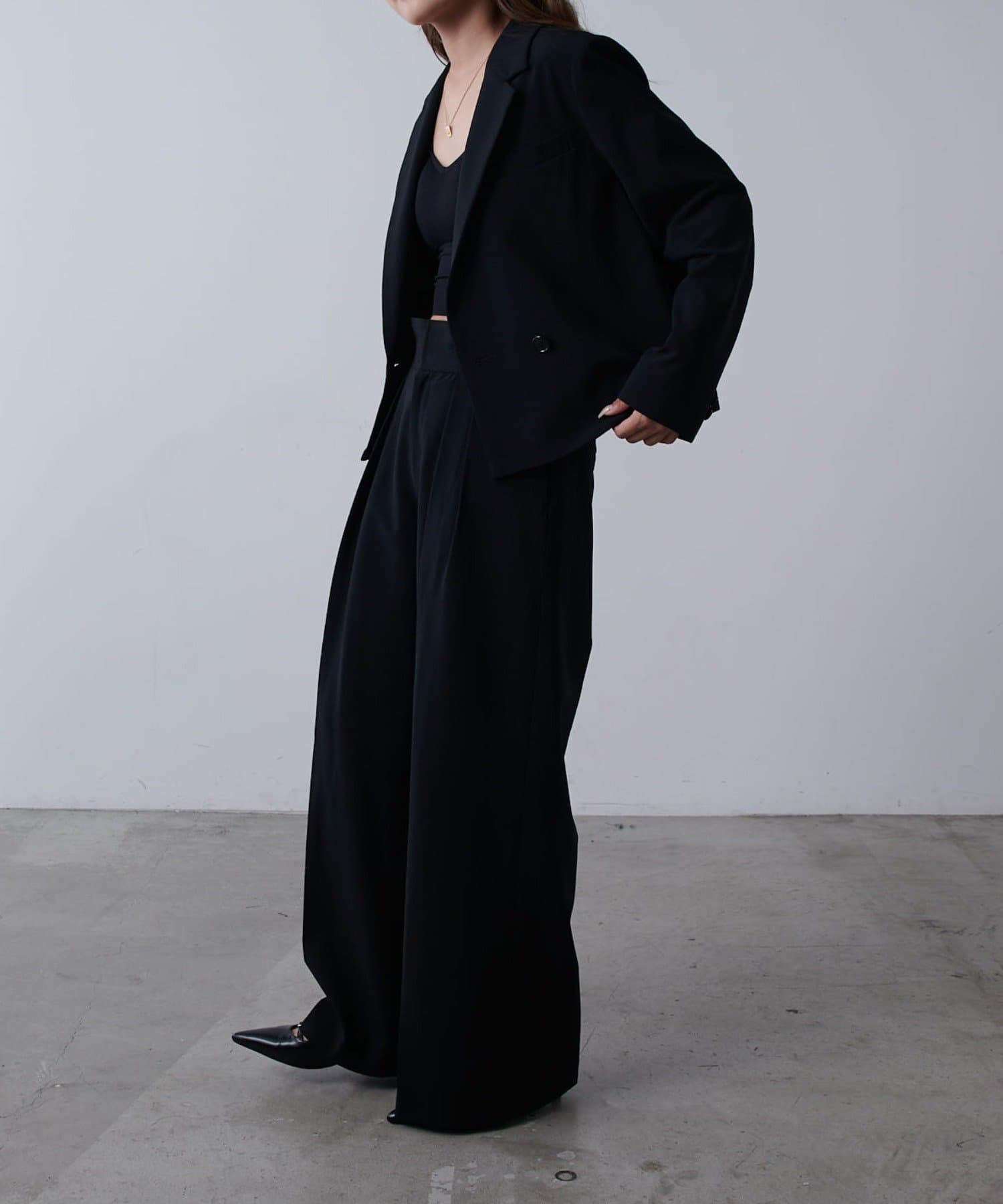 Lui's(ルイス) サイドベルトワイドパンツ